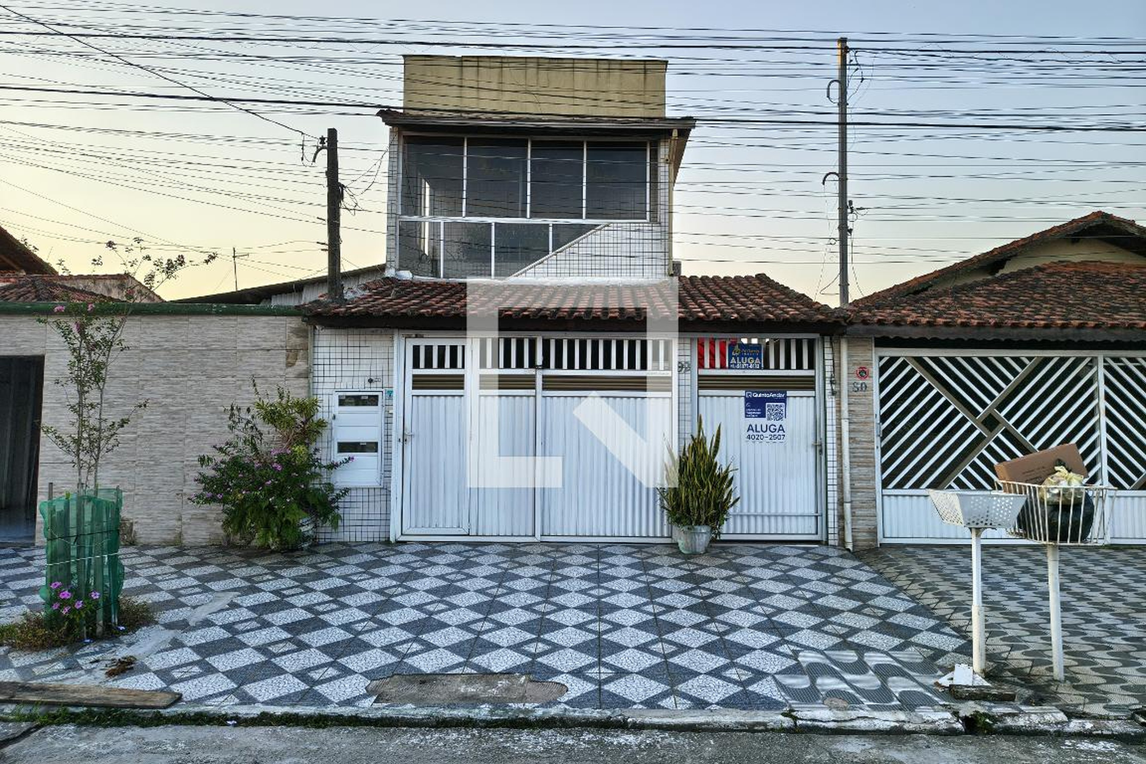 Fachada Condomínio em Rua Senador Azevedo Júnior, 92