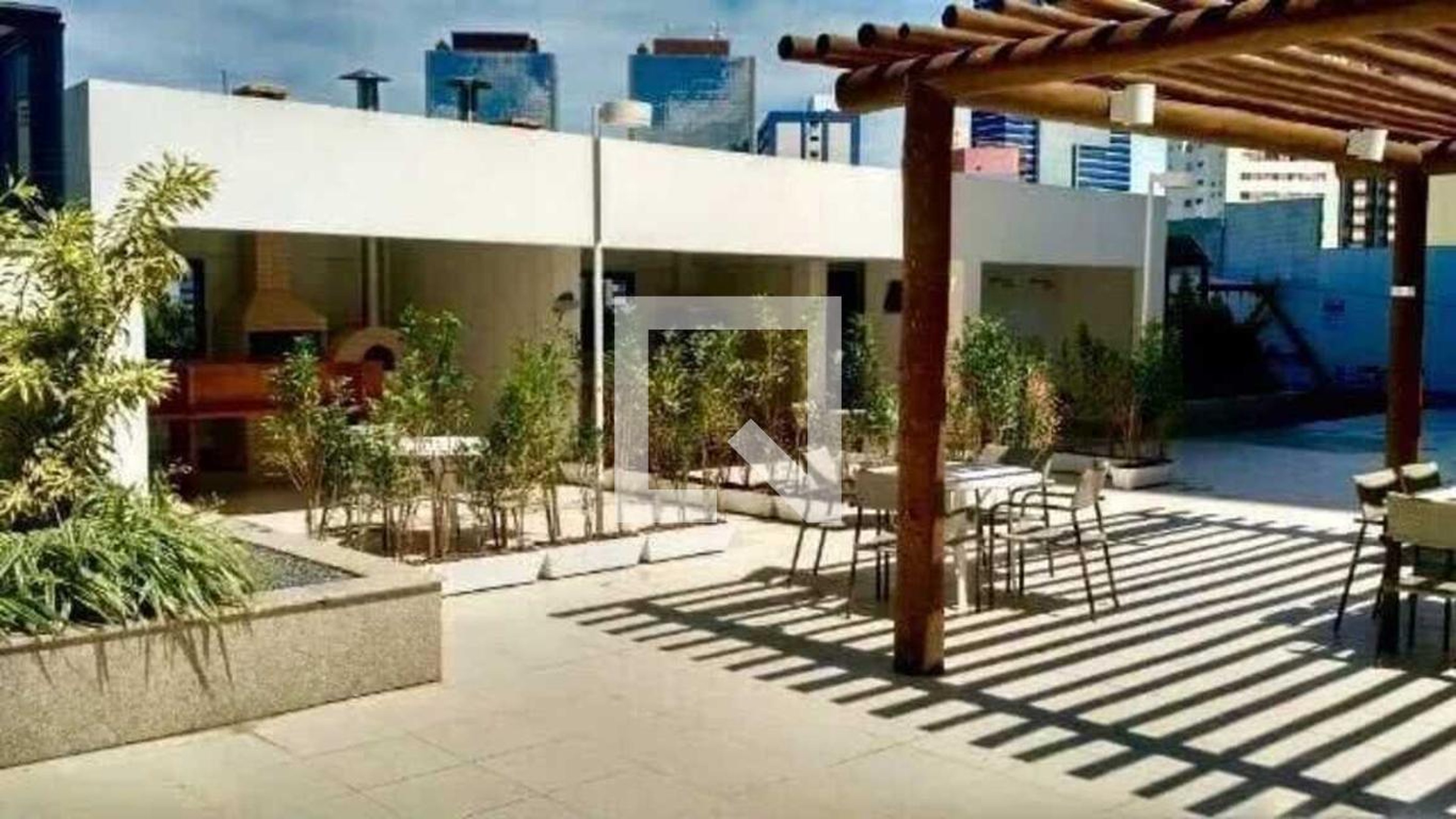 Área externa - Colina C