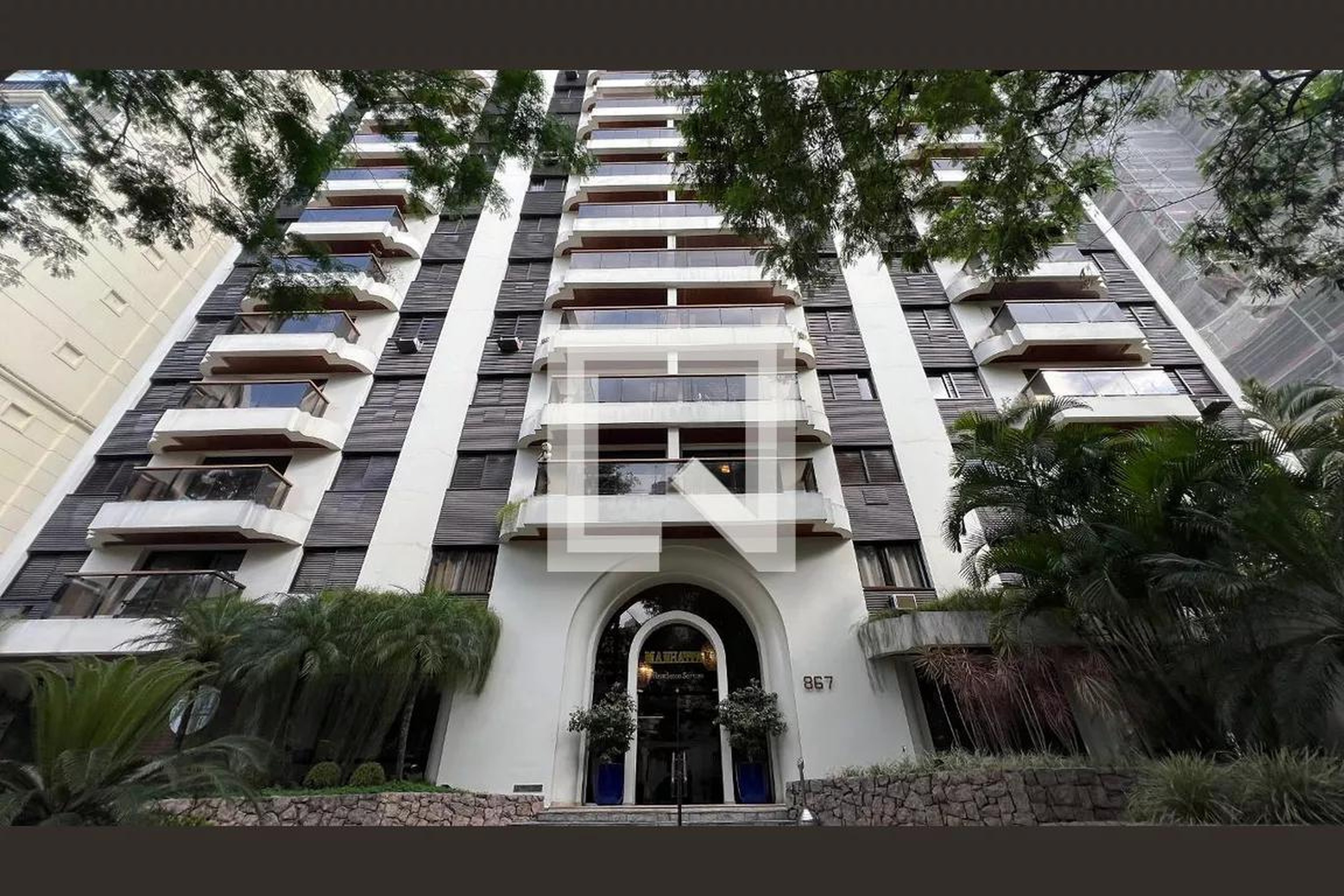 Fachada Edifício Manhattan Residence Service