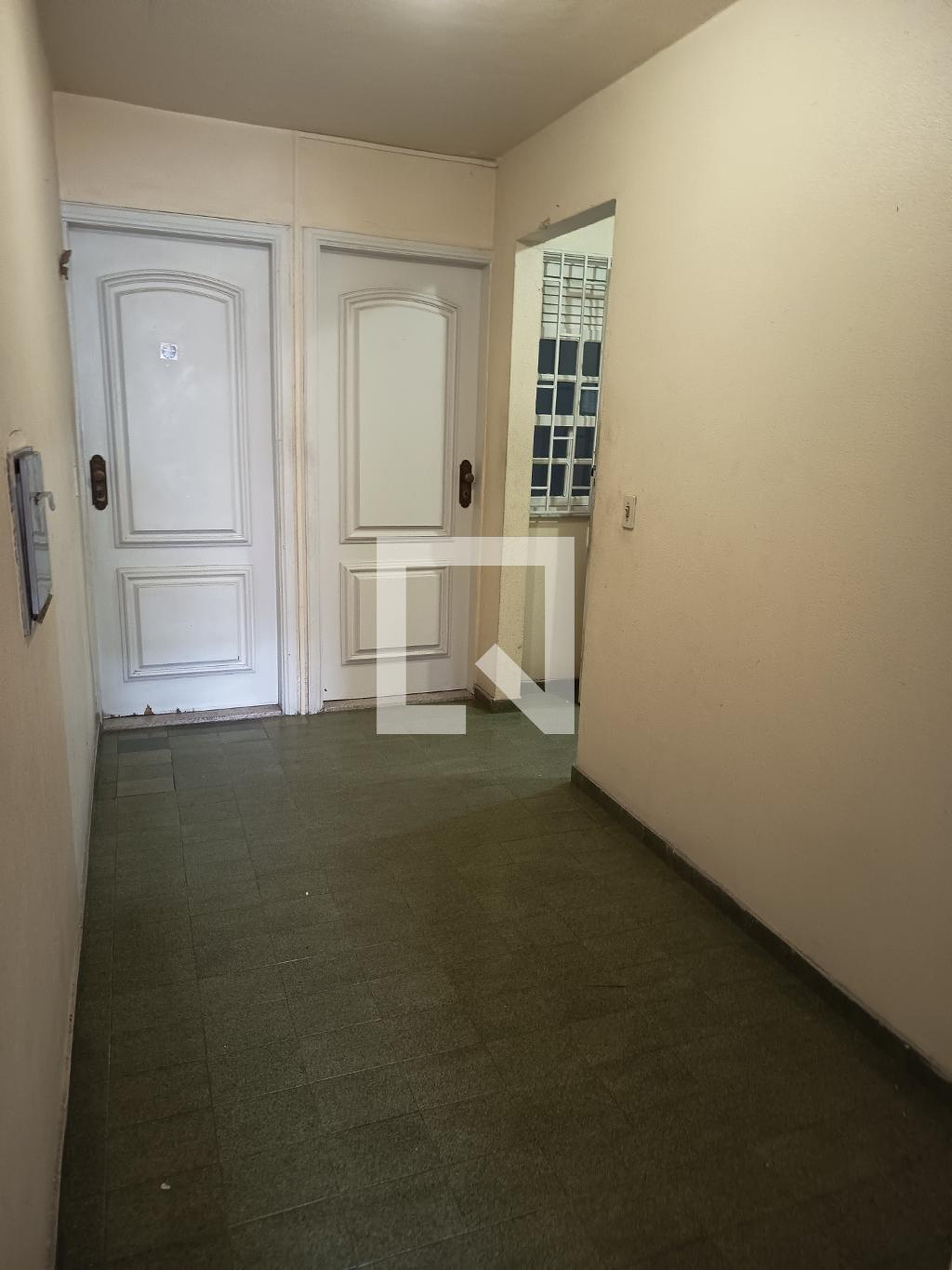 Hall de entrada Condomínio em Rua Doutor Pio Borges, 2940