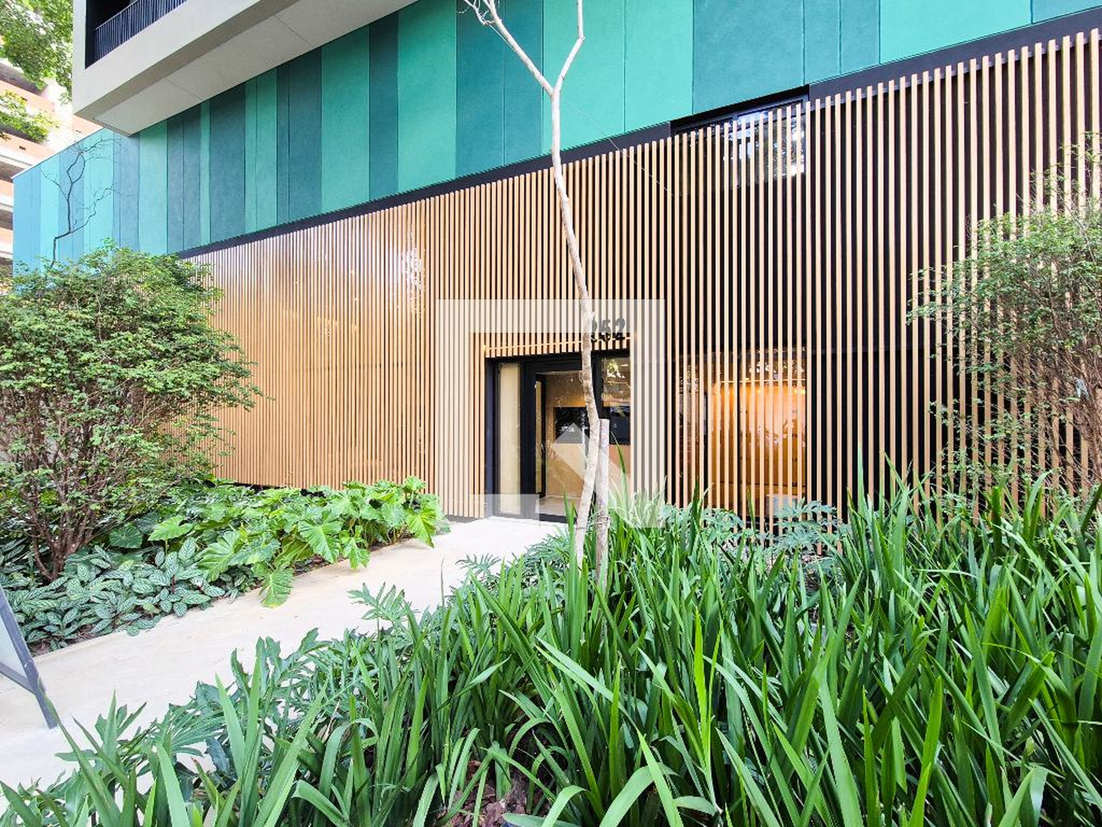 Fachada Condomínio em Rua Doutora Neyde Apparecida Sollitto, 306