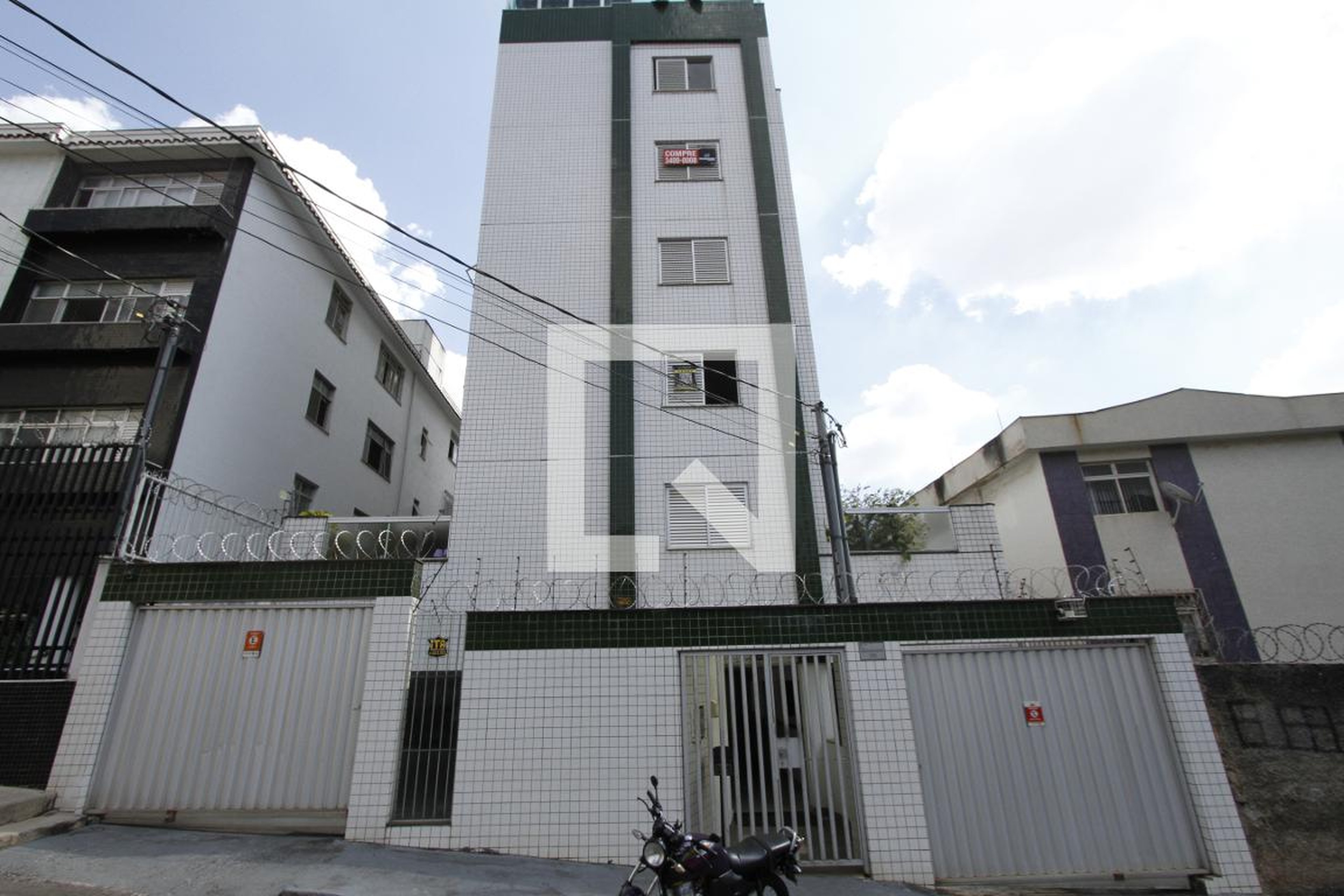Fachada do Prédio Condomínio em Rua Maranguape, 180