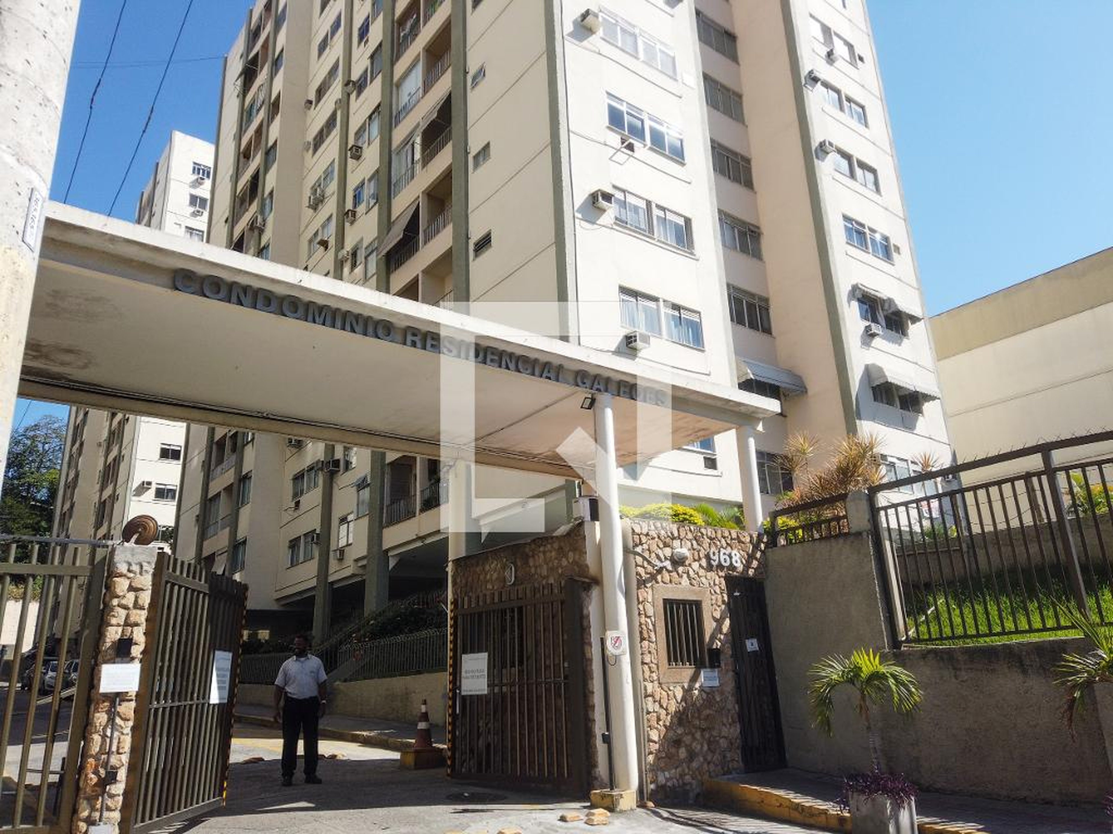 Fachada Condomínio em Avenida Geremário Dantas, 978