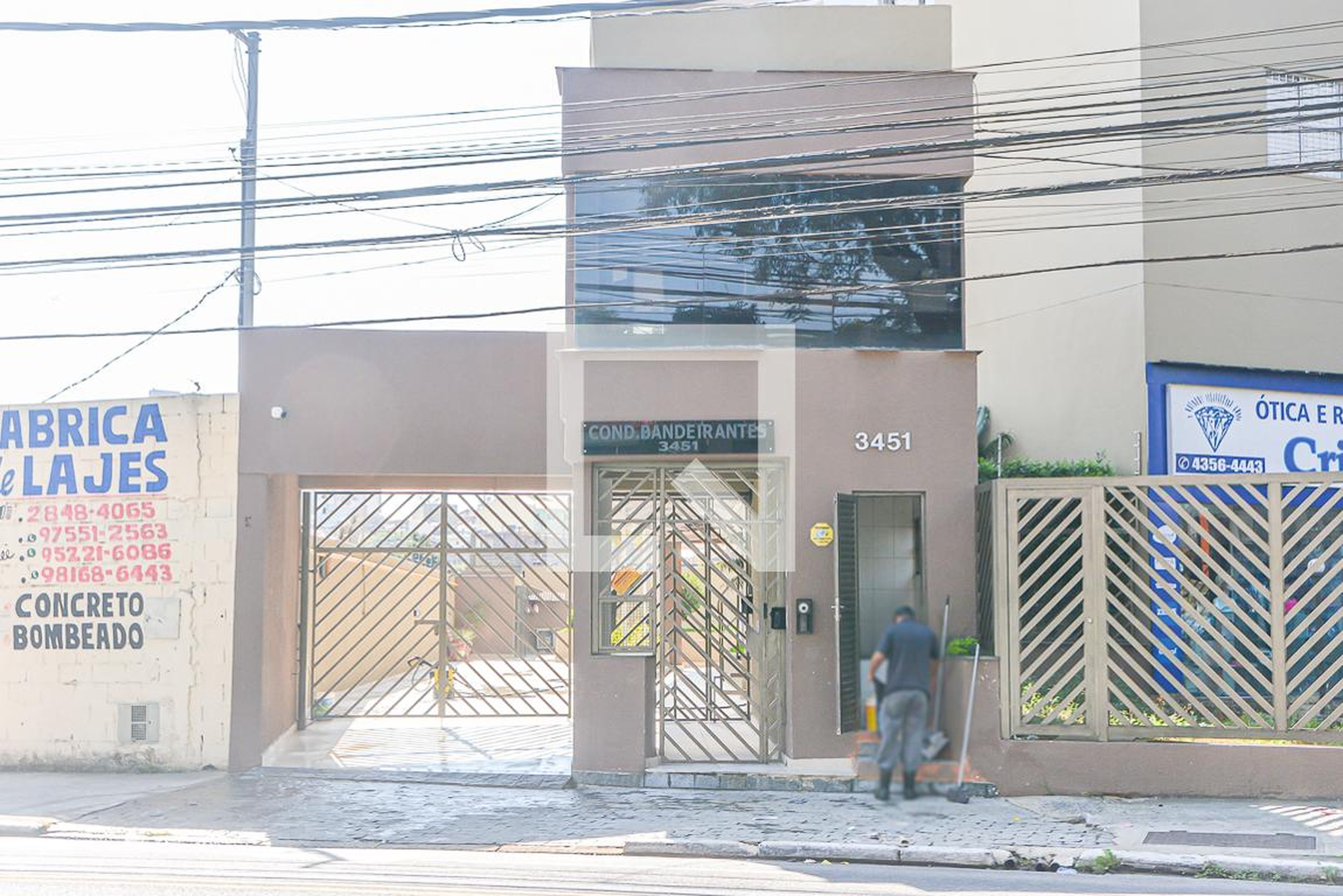 Fachada Condomínio Bandeirantes