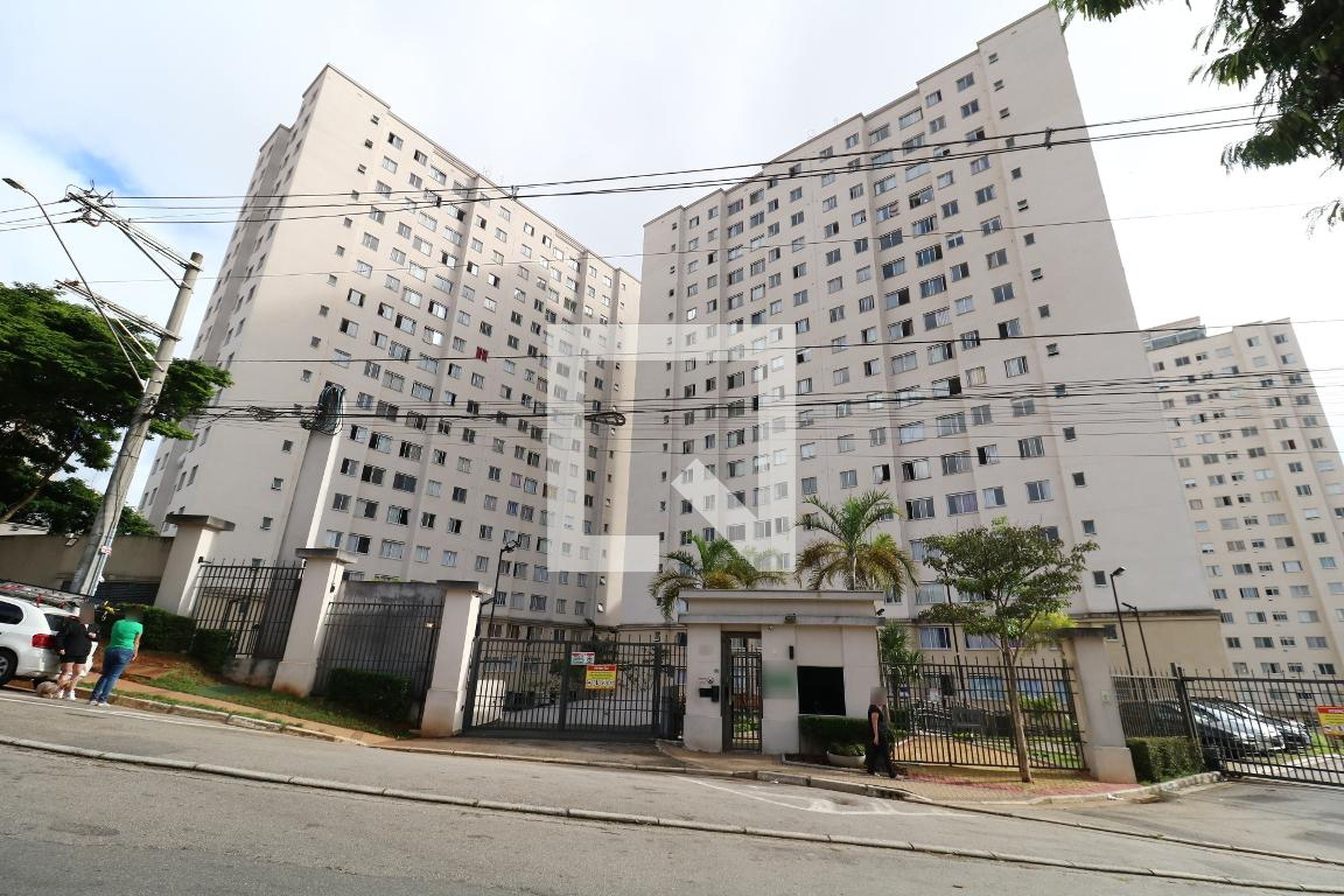 Fachada Condomínio Plano e Parque São Vicente