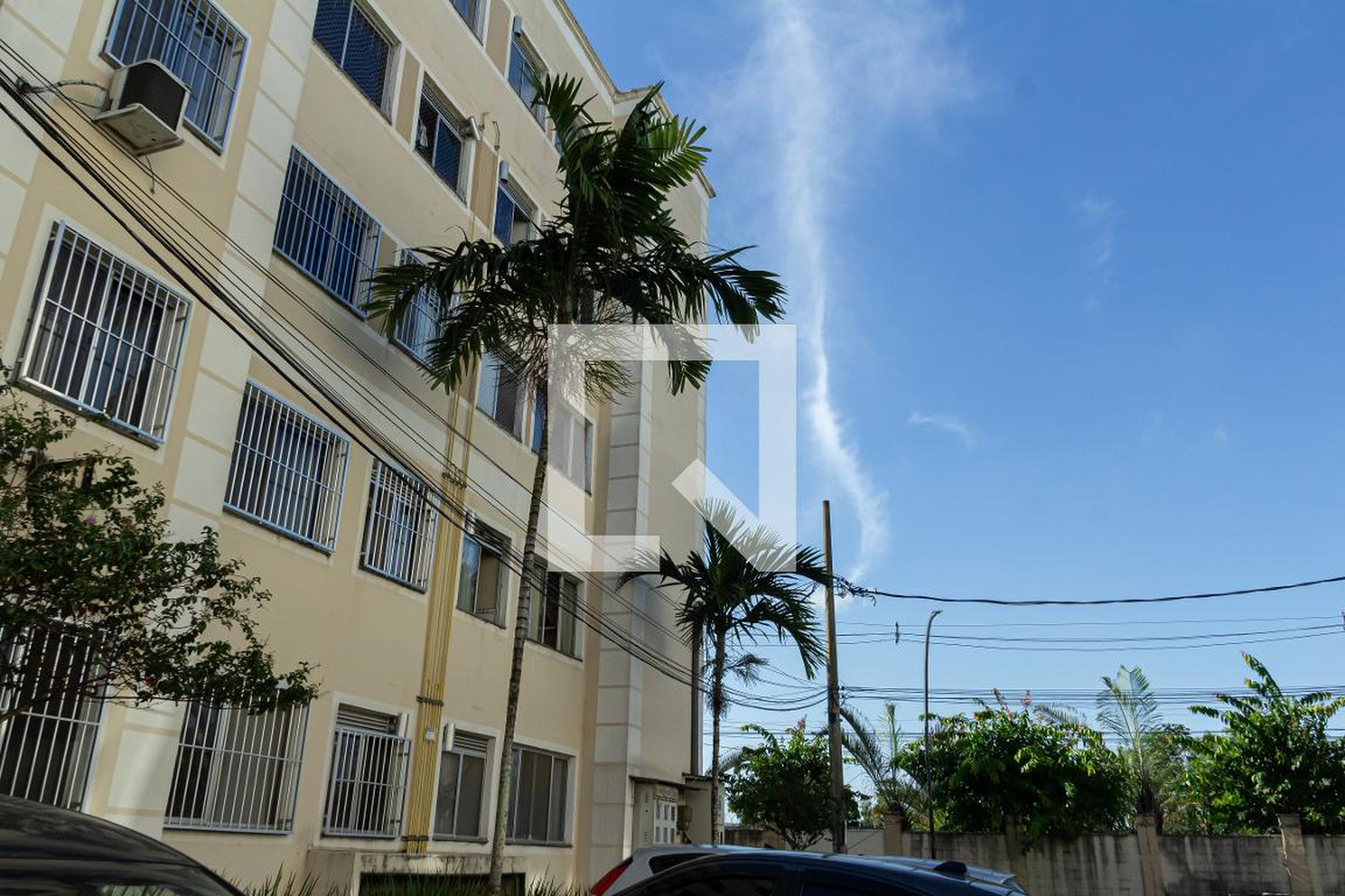 Fachada Condomínio em Avenida Padre Guilherme Decaminada, 1735