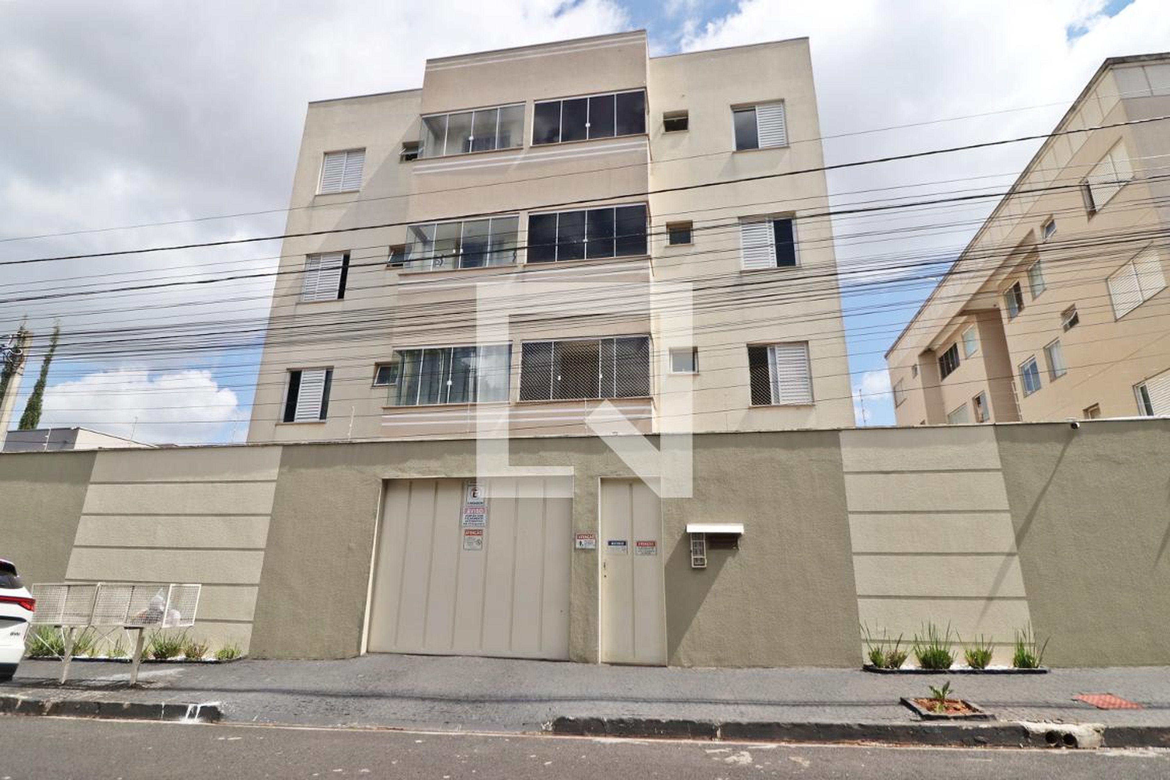 Fachada Residencial Sevilha