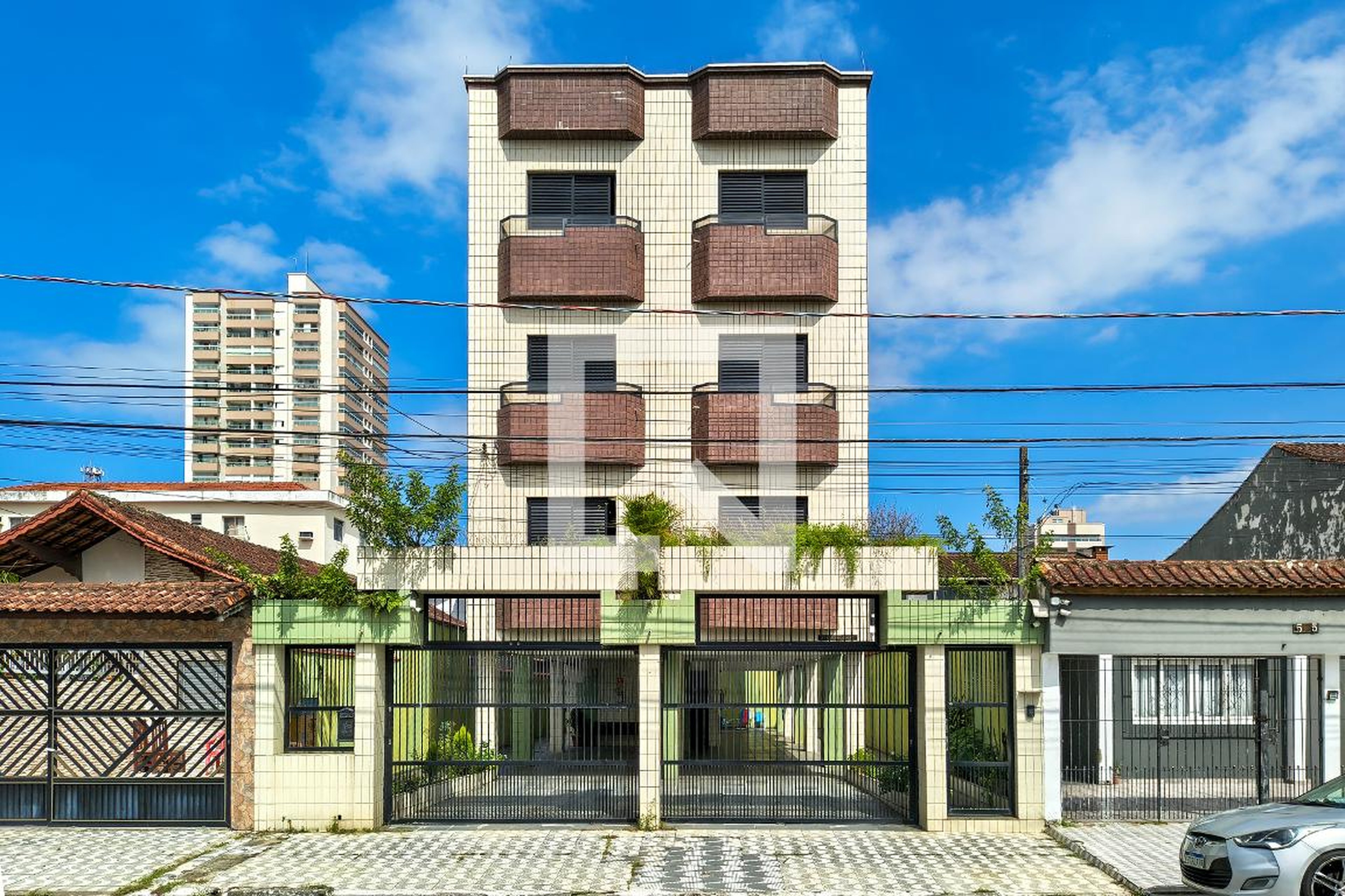 Fachada Condomínio em Rua Martins Fontes, 513