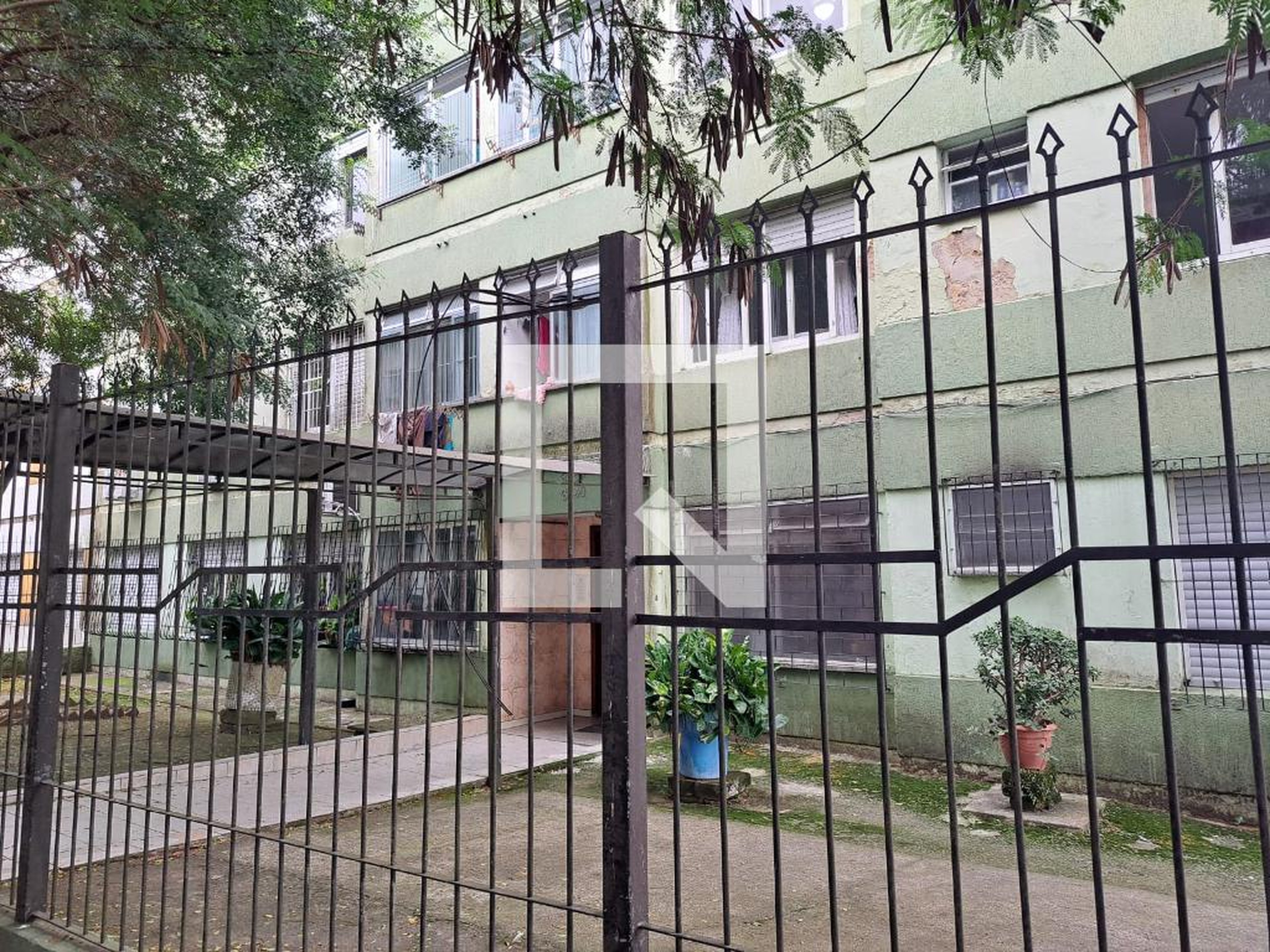 Fachada Condomínio em Avenida Bernardino Silveira Amorim, 3450
