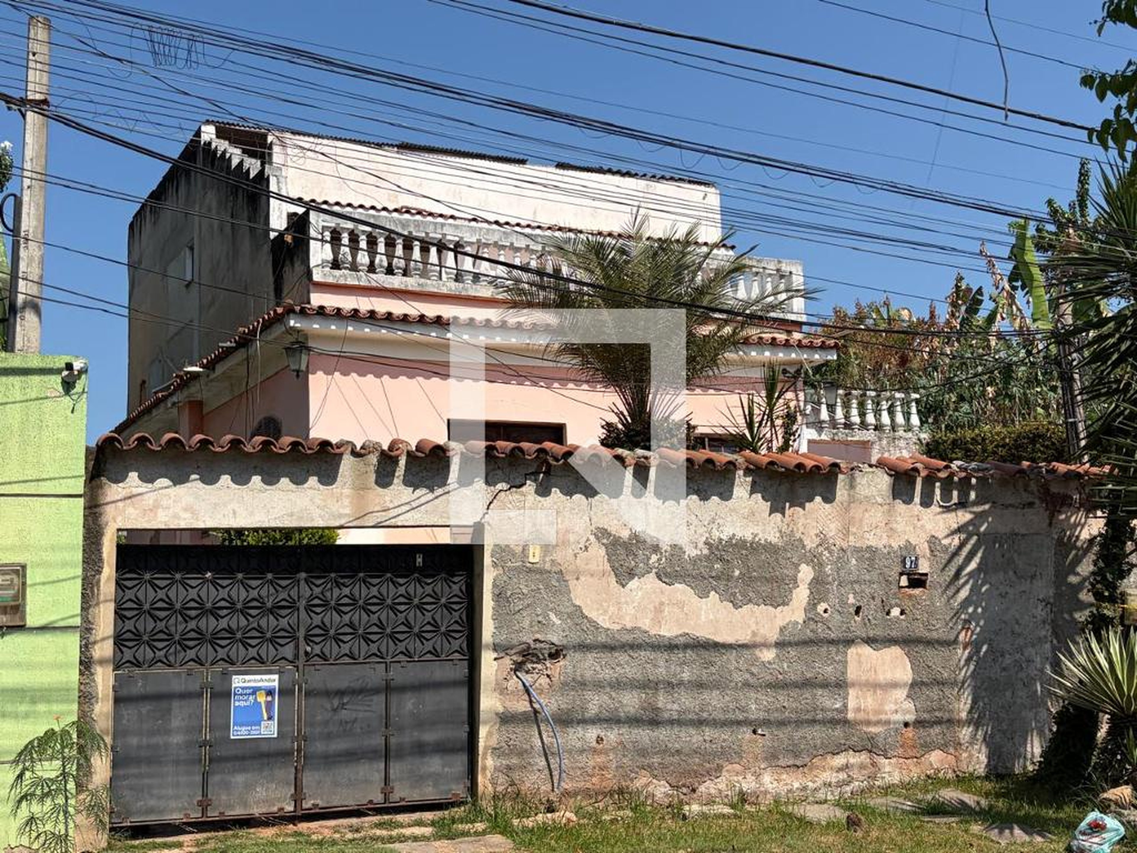 Fachada Condomínio em Rua General Silvio Pereira da Silva, 97