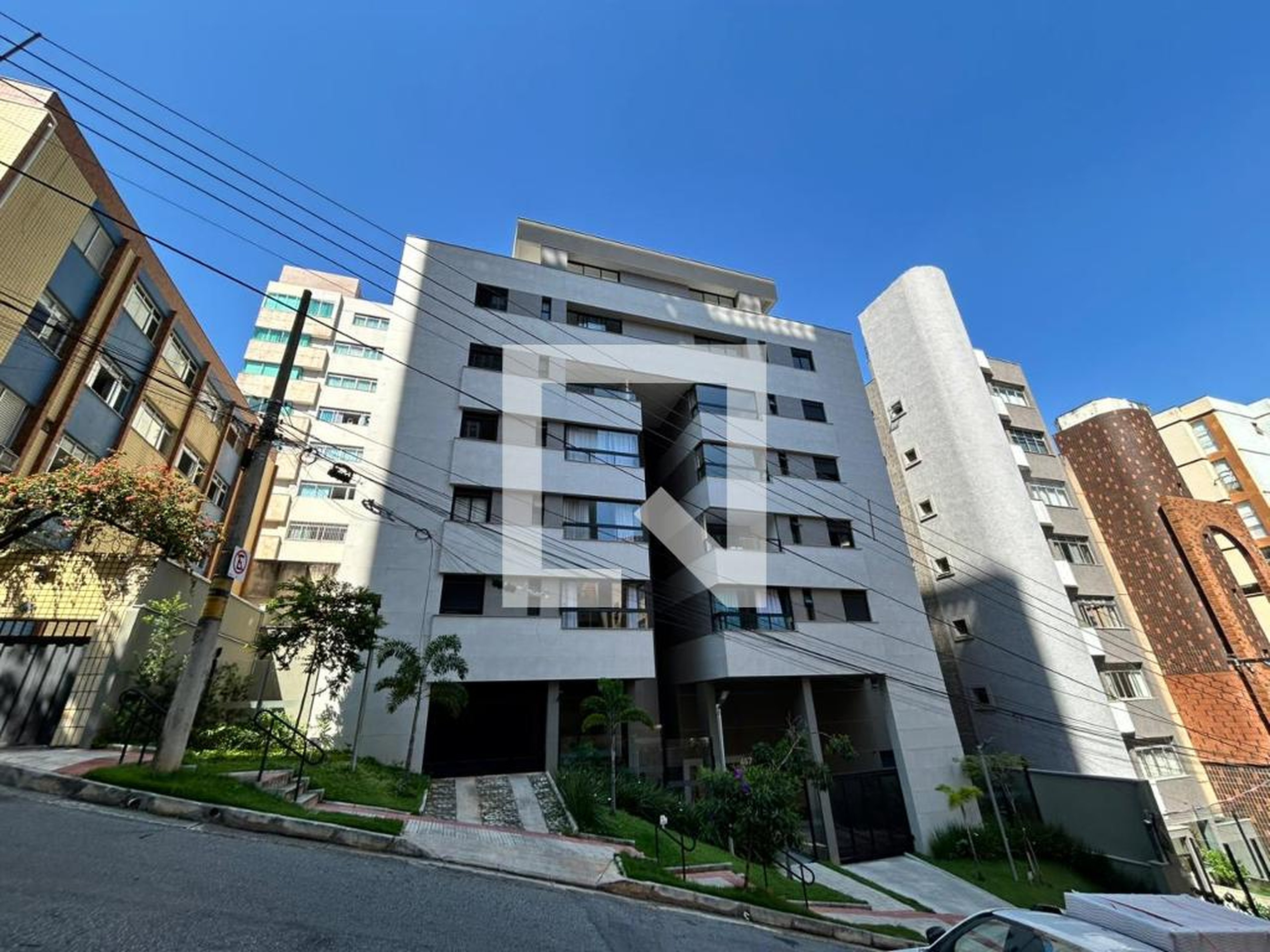 Fachada Condomínio em Rua Antônio Dias, 467