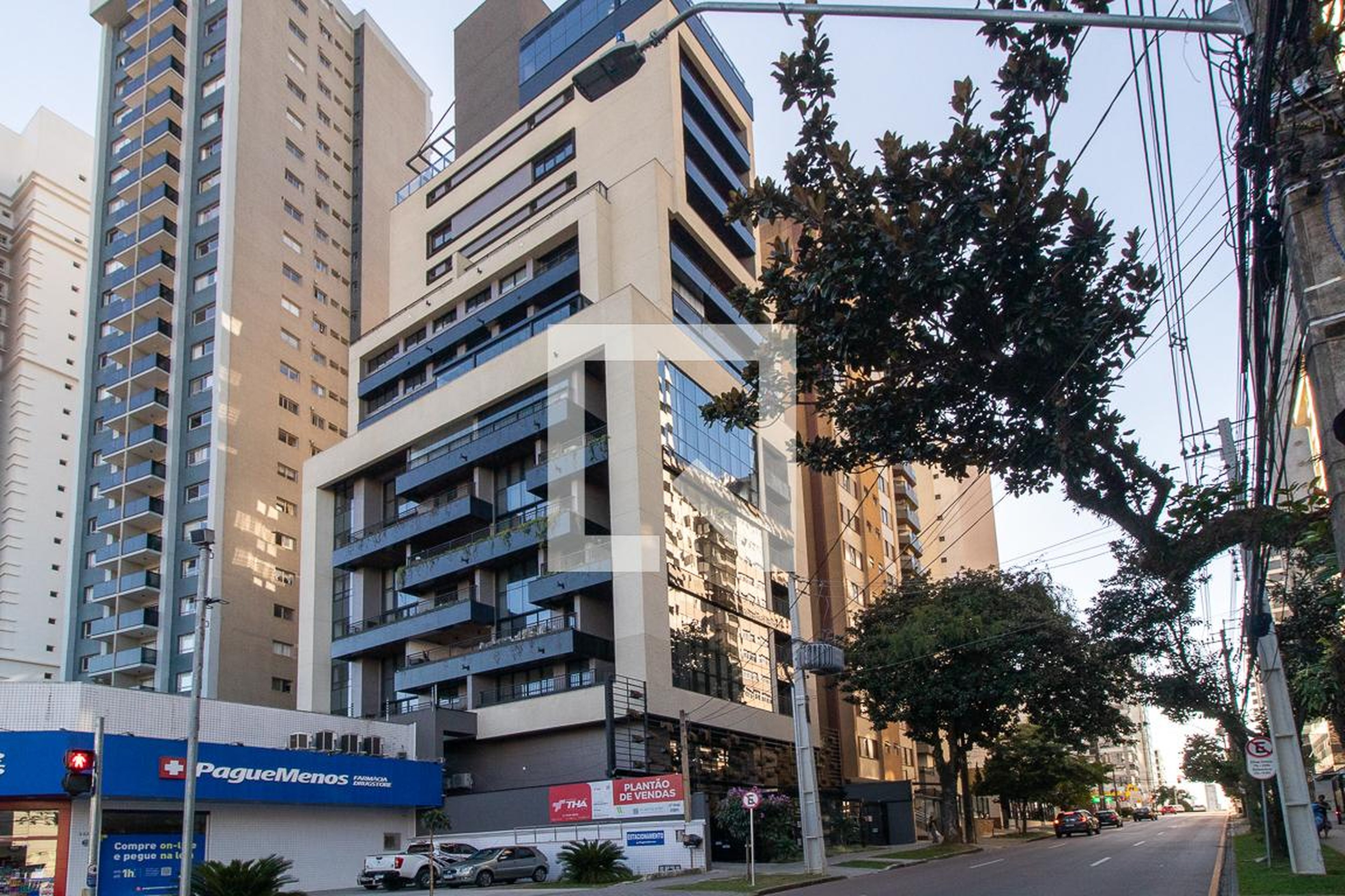 Fachada do Prédio Condomínio em Rua Bento Viana, 895