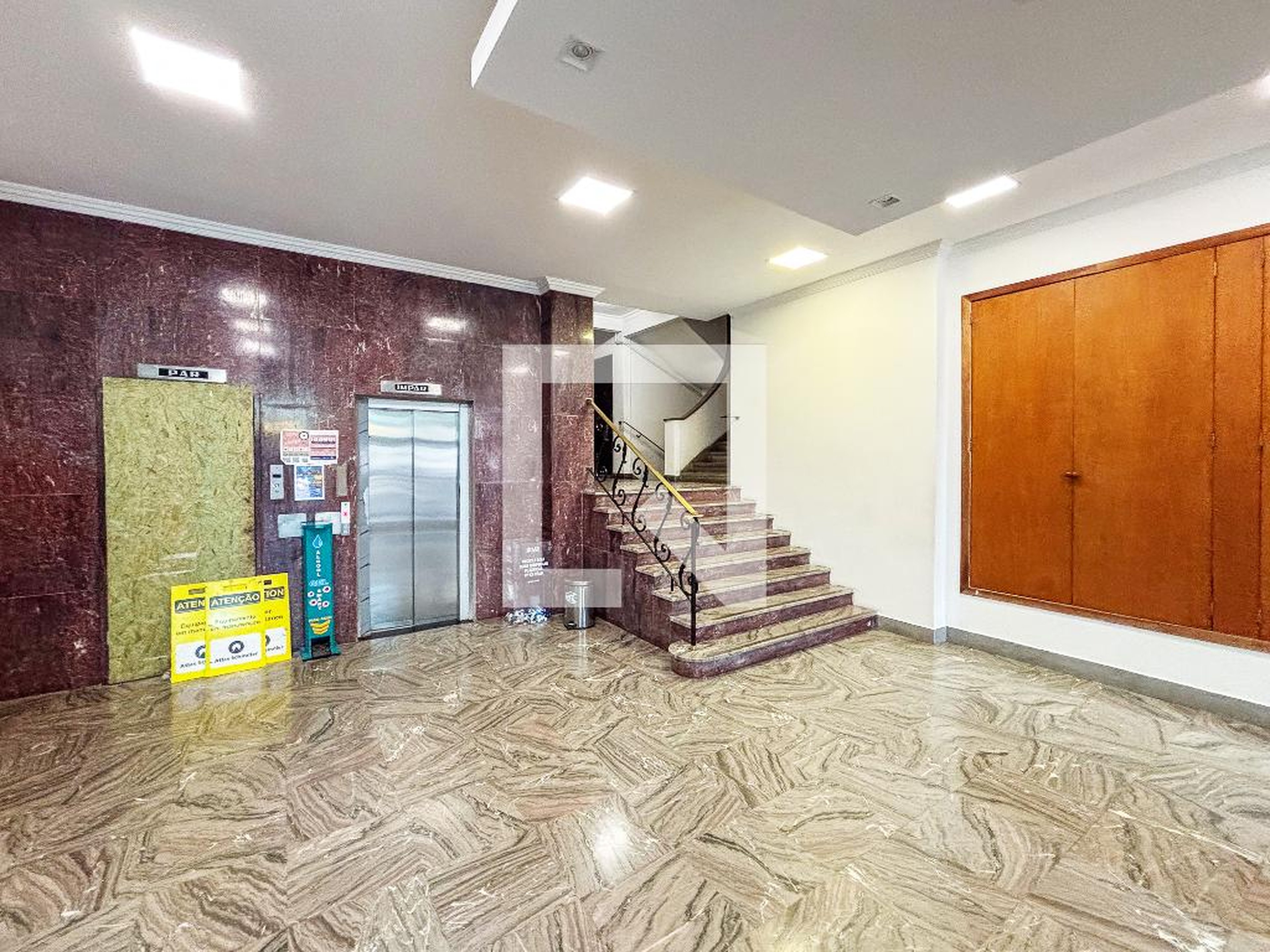 hall de entrada - Conjunto Residencial Suiço