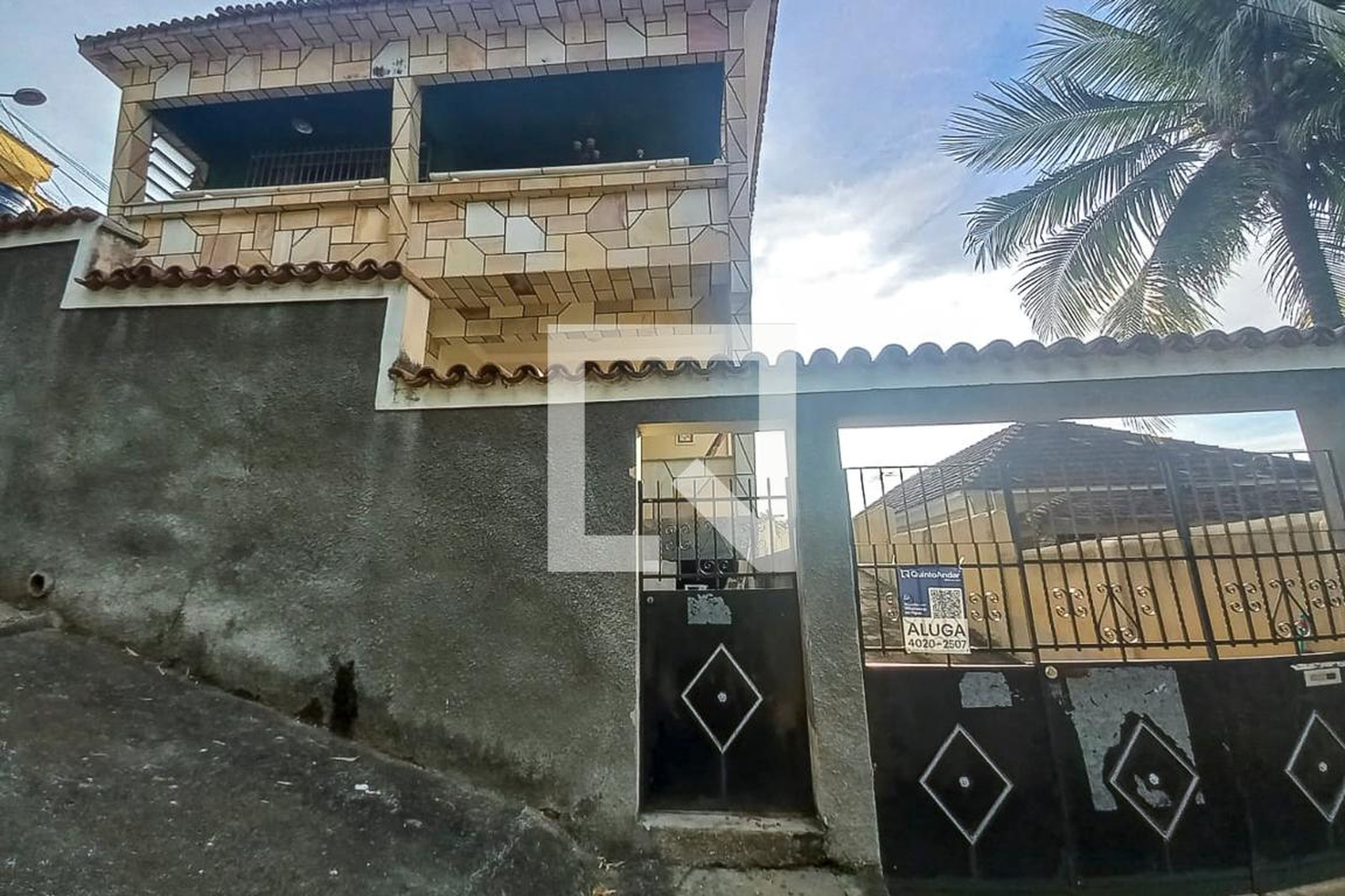 Fachada do Prédio Condomínio em Rua Flora Lôbo, 232