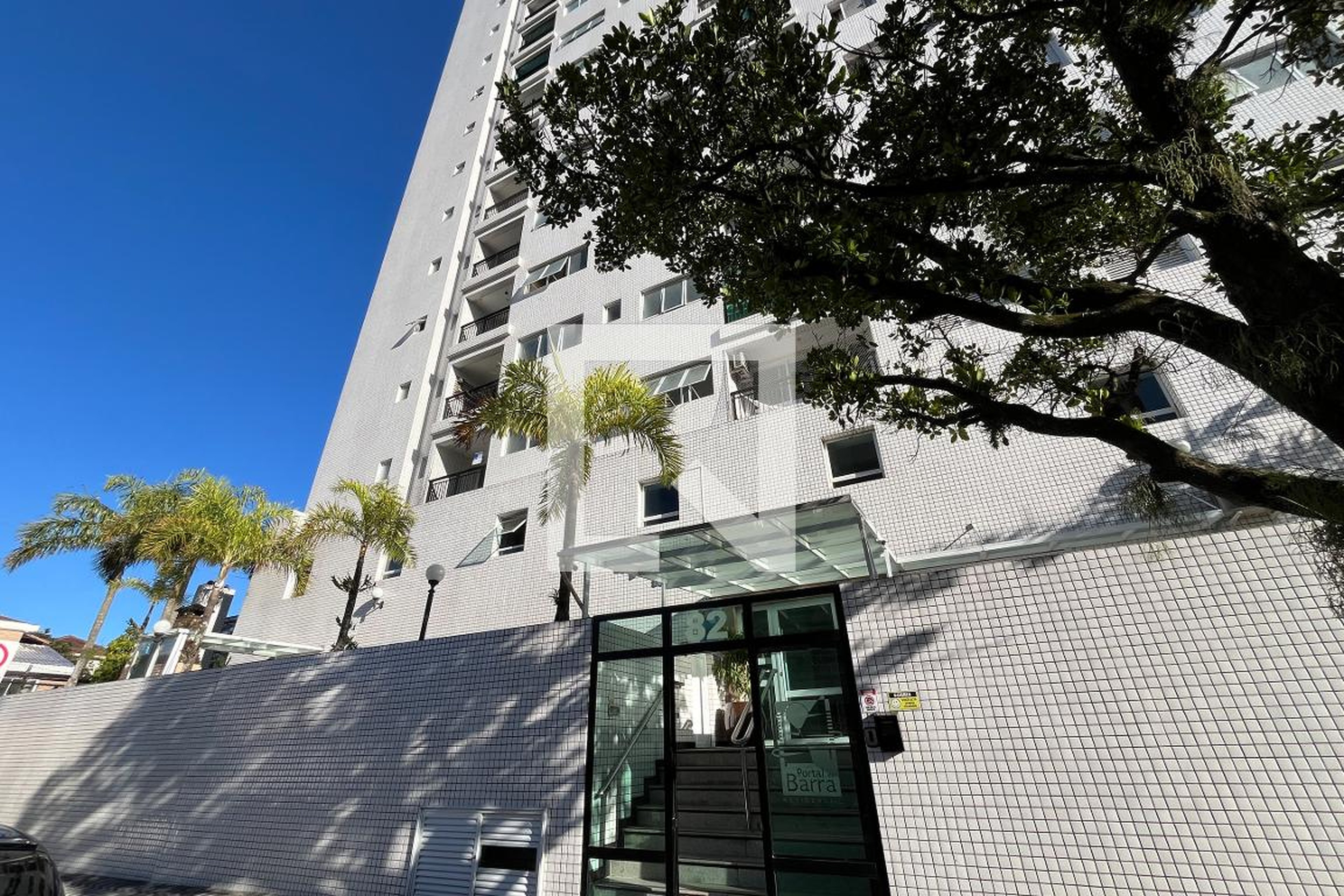 Fachada Condomínio Portal da Barra