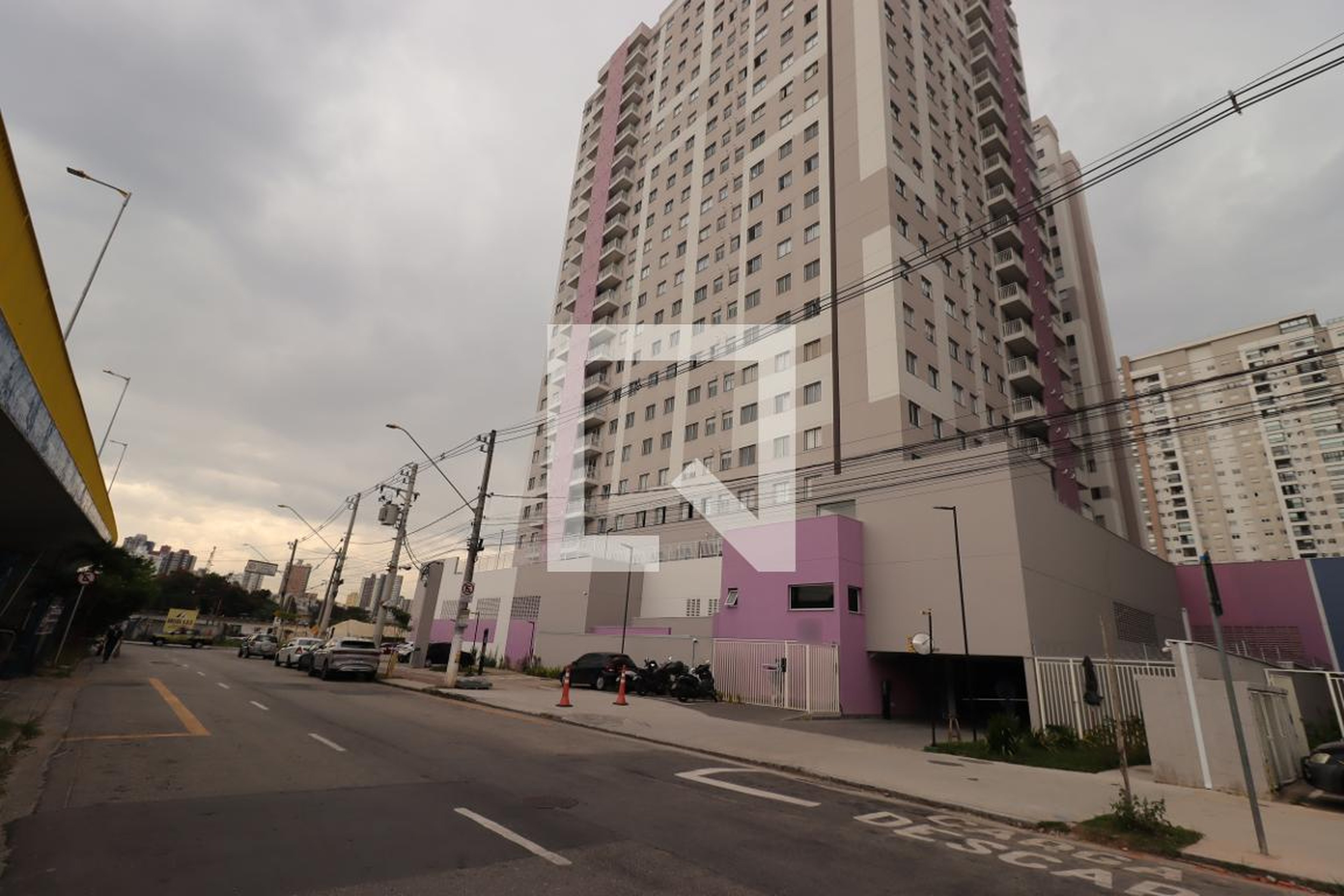 Fachada Condomínio Cury Dez Jardim