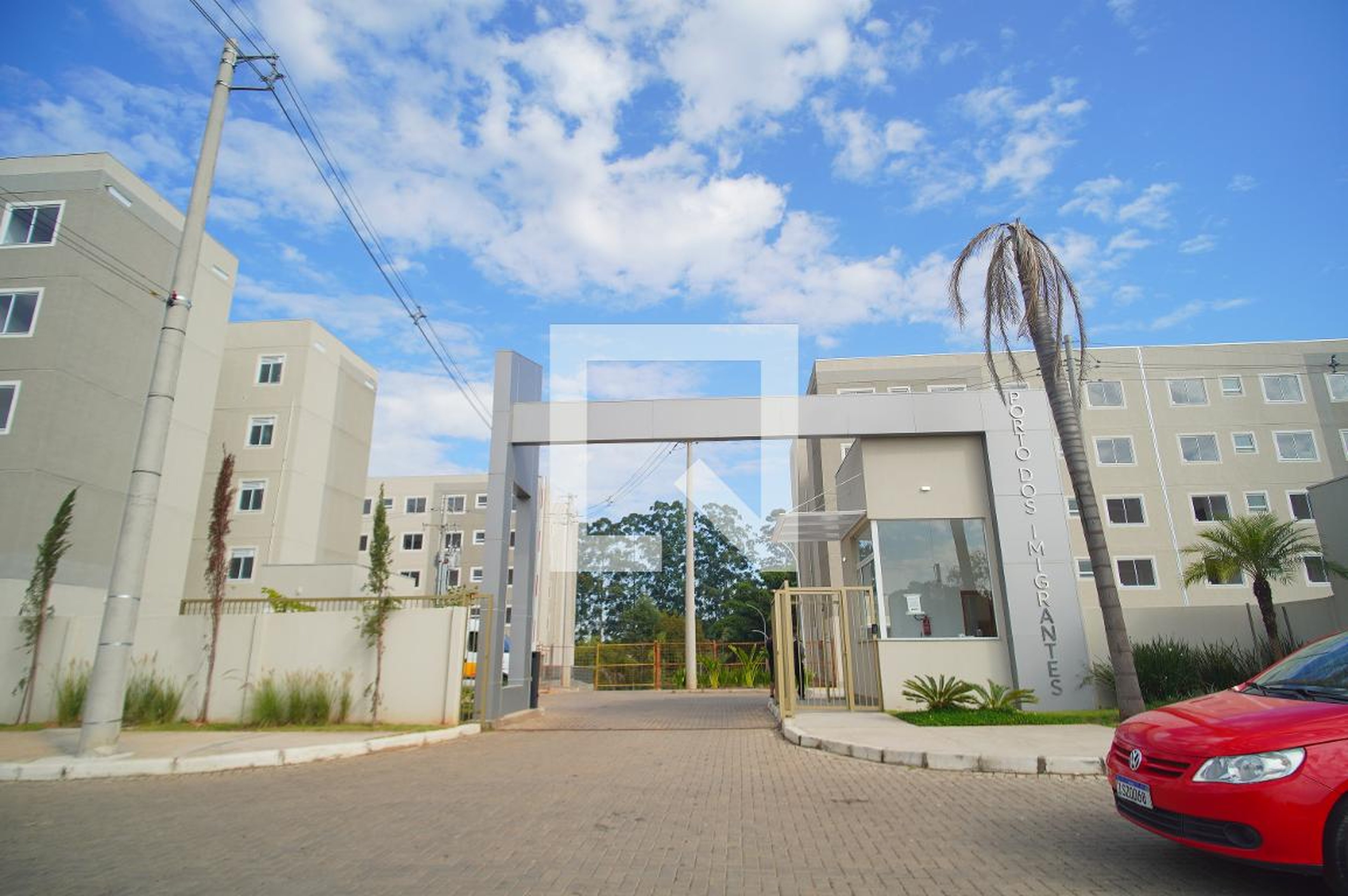 Fachada Condomínio em Rua Luís Carlos Bier, 3570