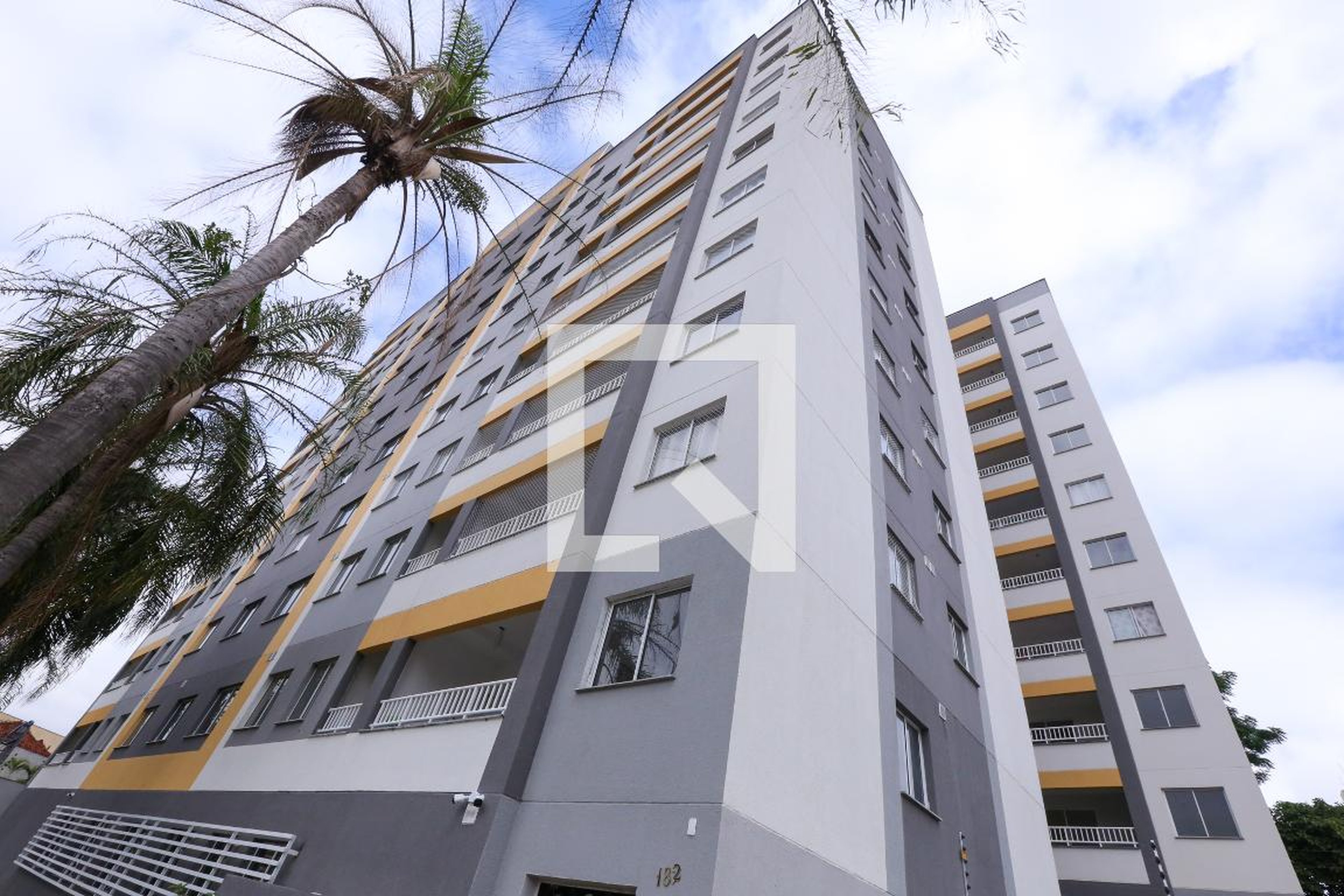 Fachada do Prédio Condomínio Metrocasa Vila dos Remédios