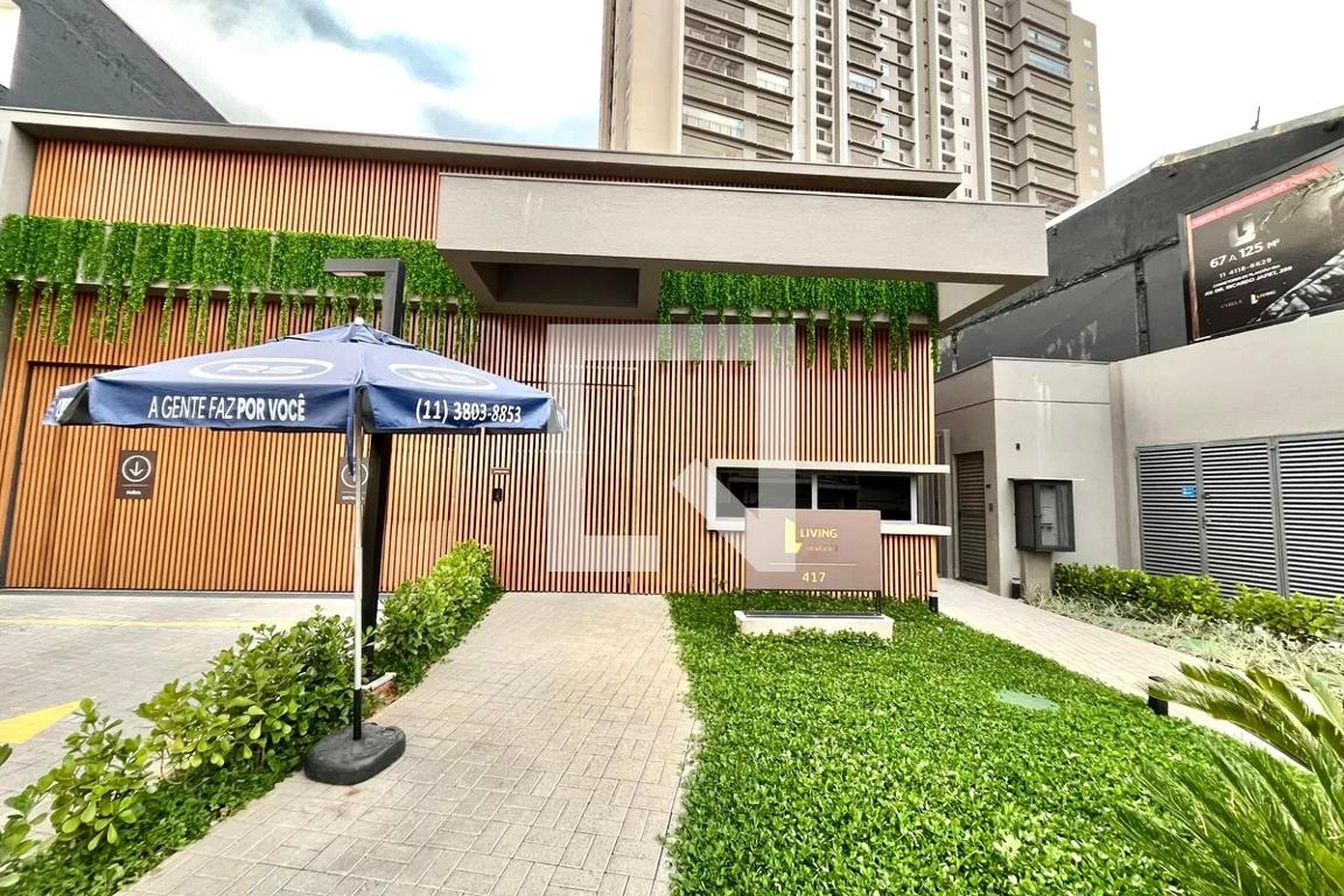 Fachada Condomínio Living Unique Saúde