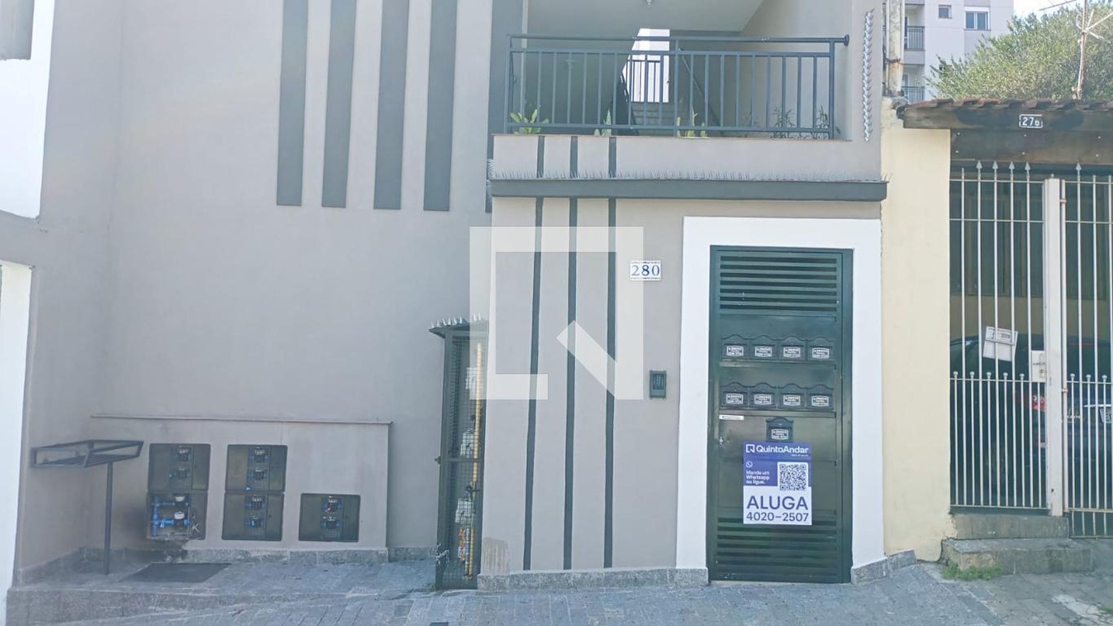 Fachada Condomínio em Rua Santa Teresa de Jesus, 280