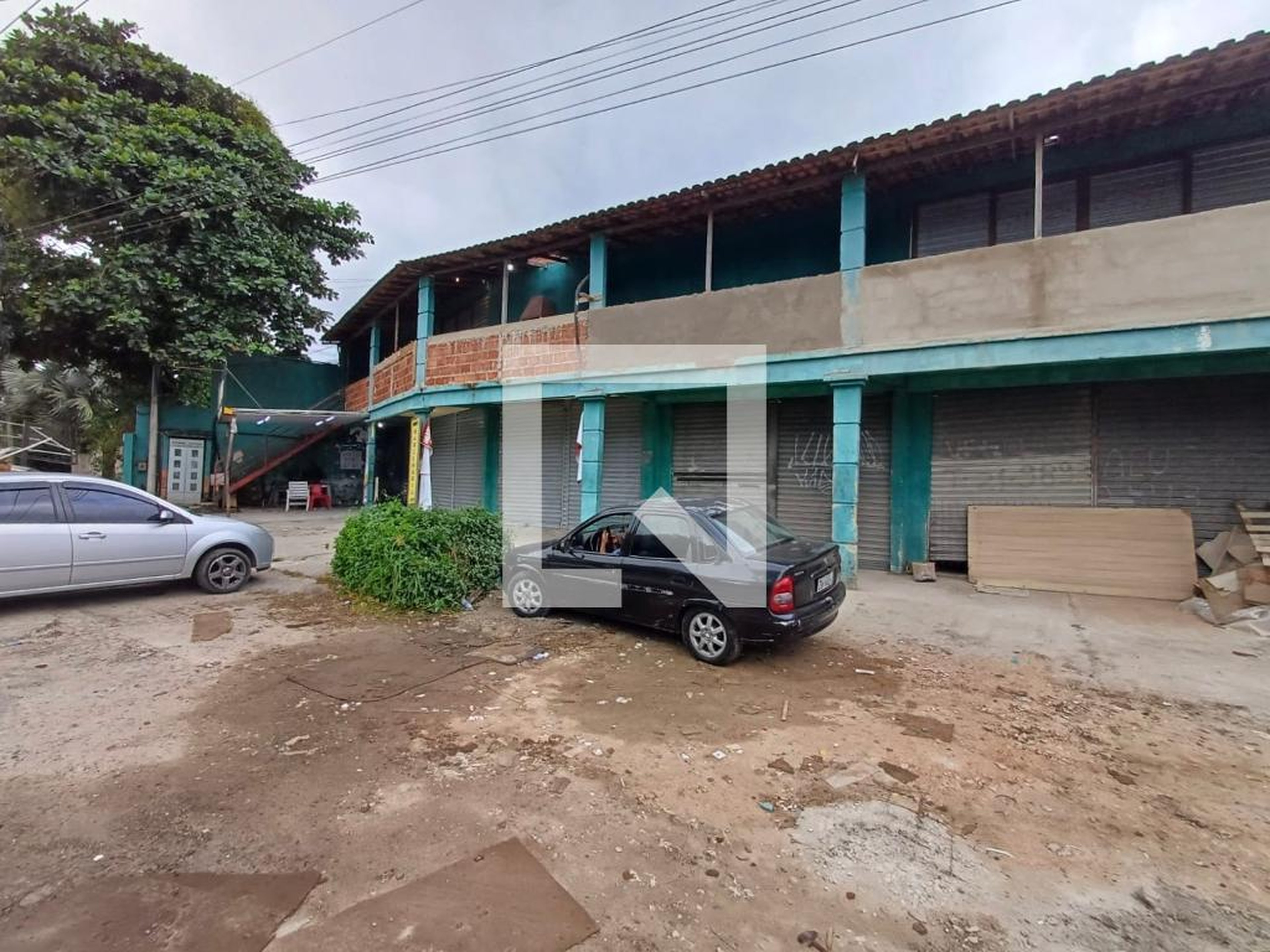 Fachada Condomínio em Estrada Roberto Burle Marx, 900