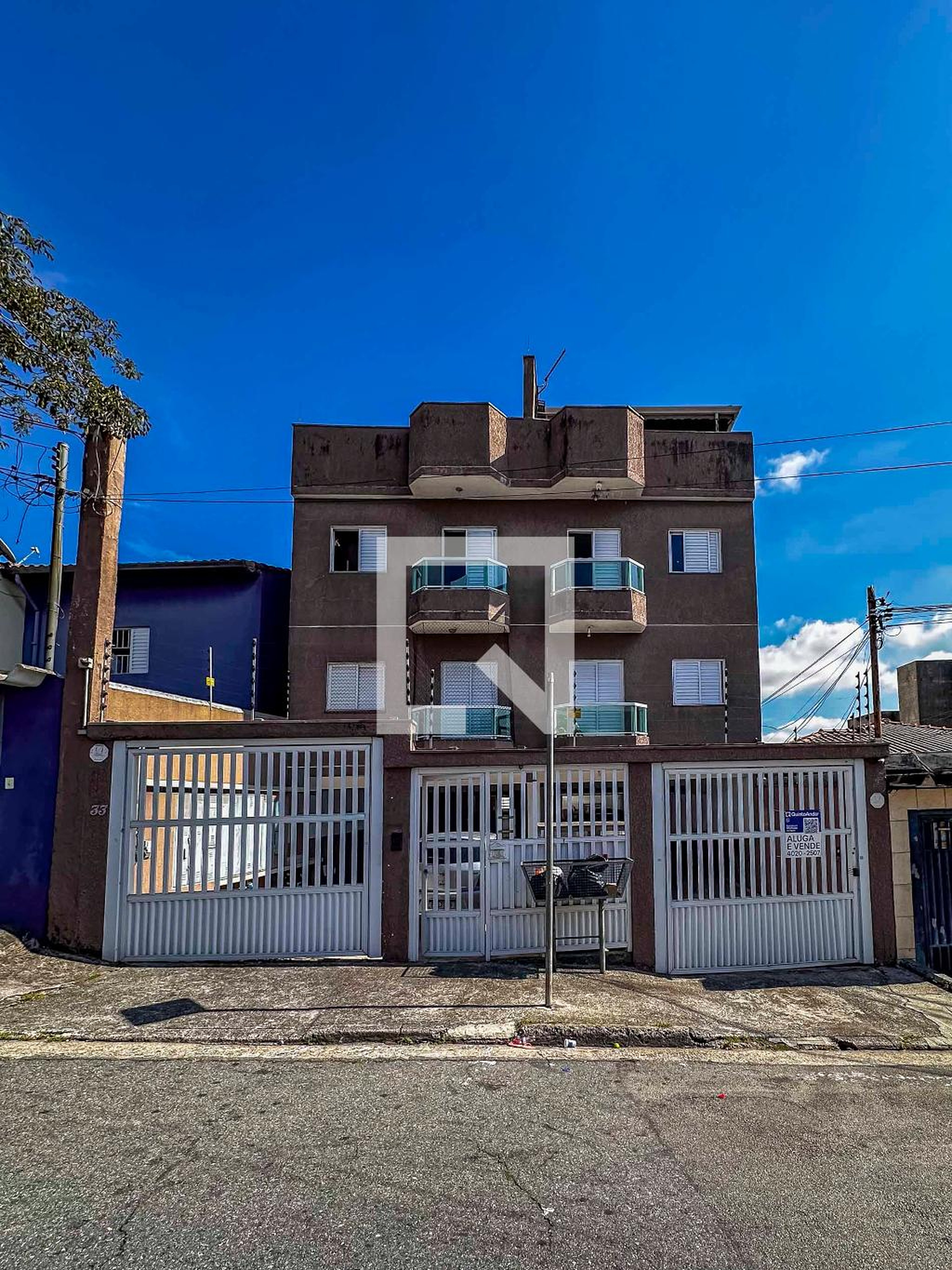 Fachada Condomínio em Rua Catarina Maria, 33