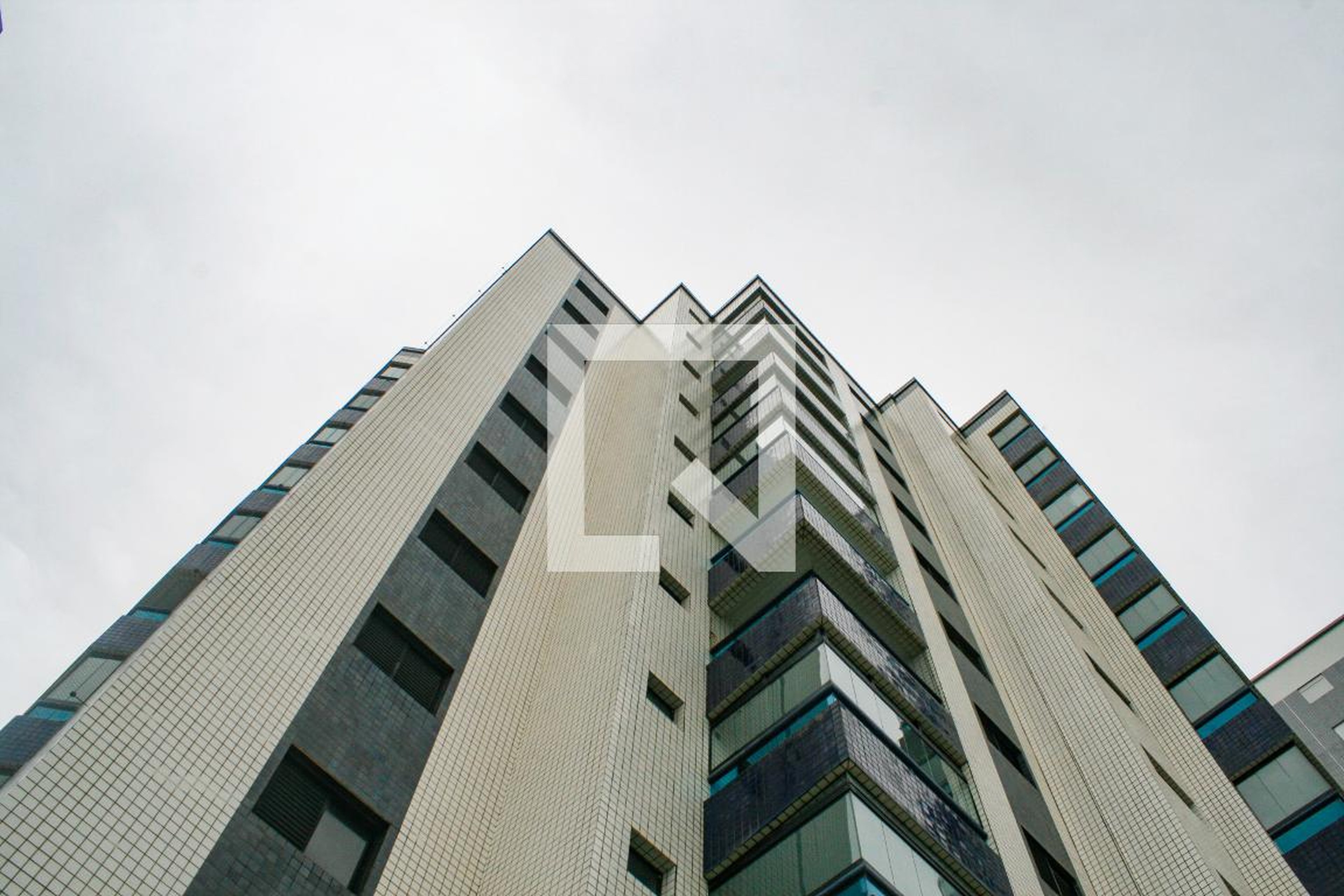 Fachada Edifício Colinas do Algarve