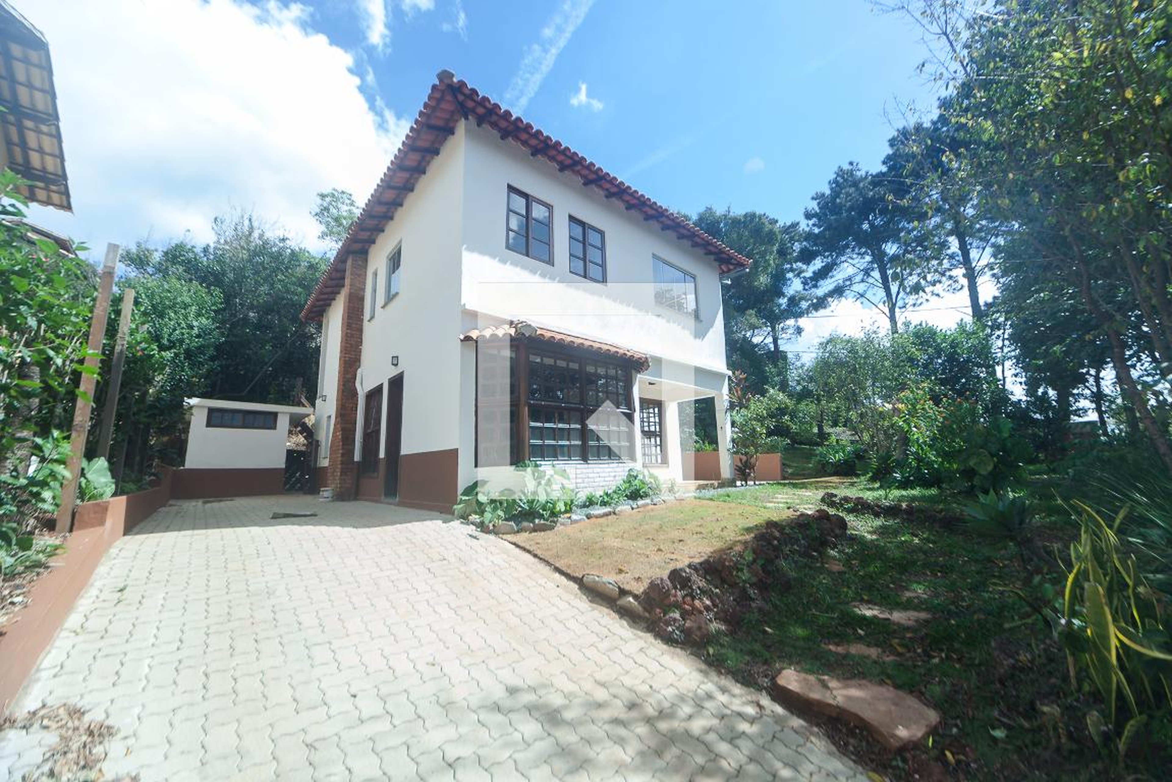 Fachada Condomínio Retiro das Pedras