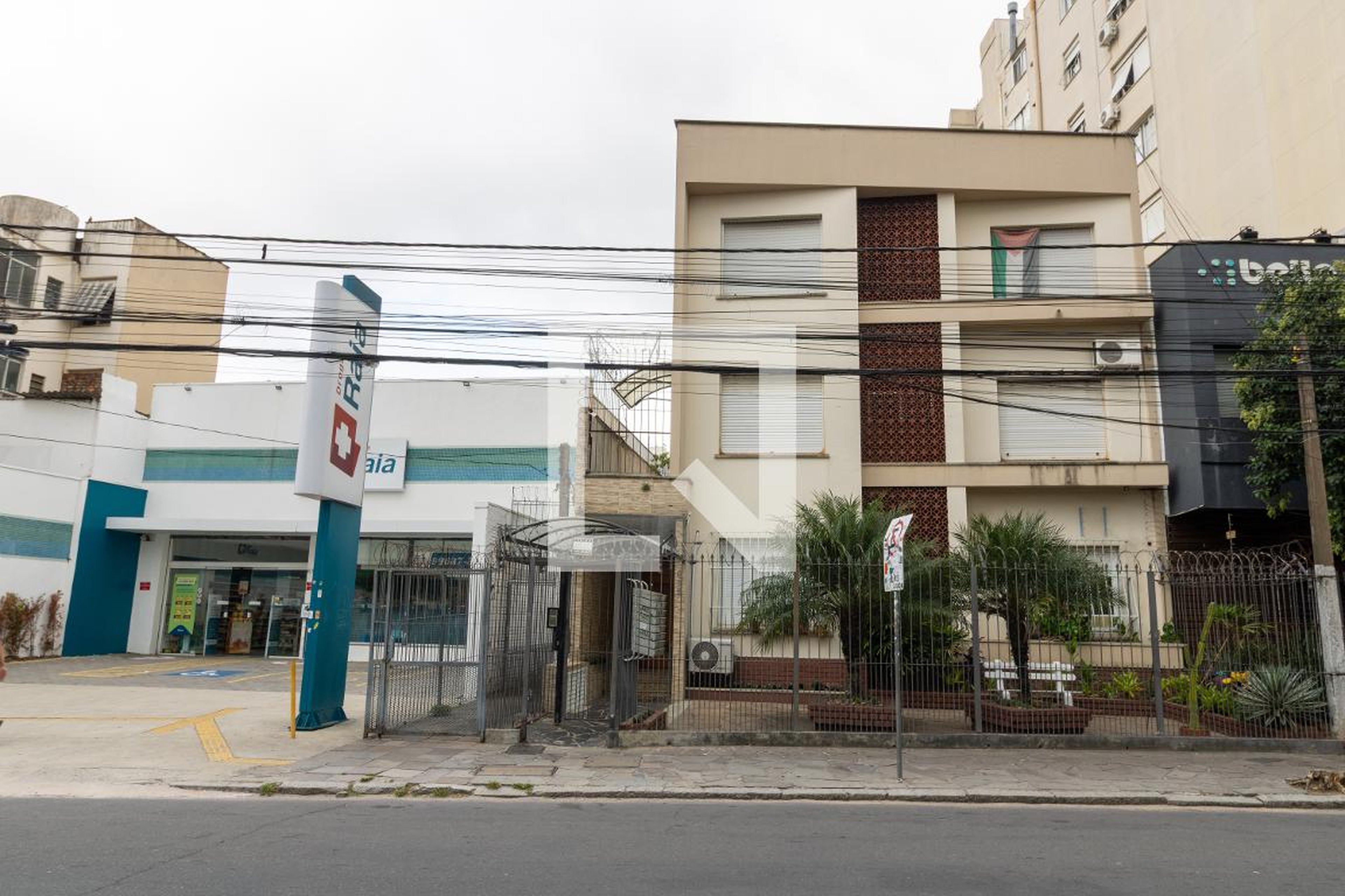 Fachada Condomínio em Rua General Lima e Silva, 639