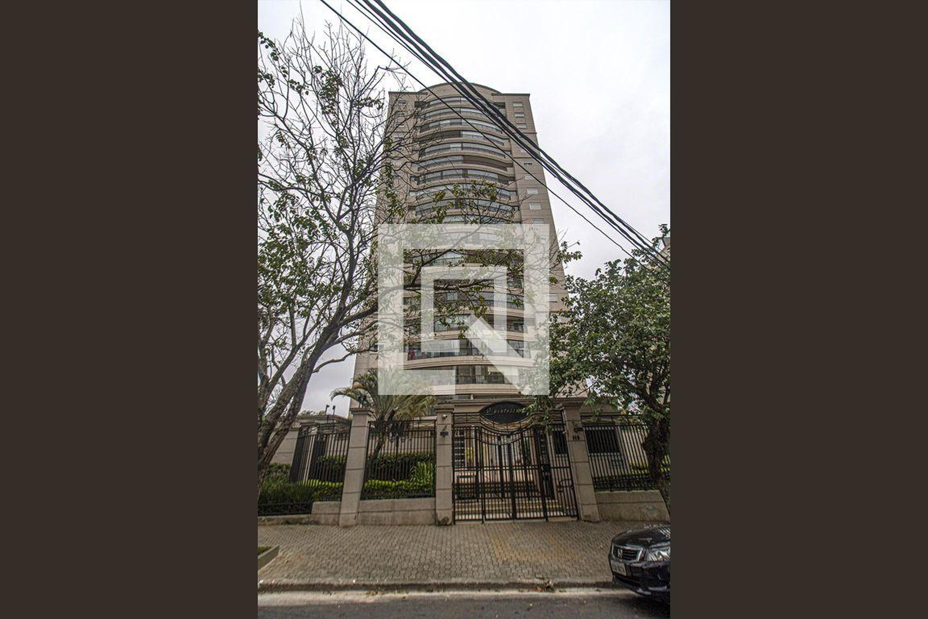Fachada Residencial Quintessence