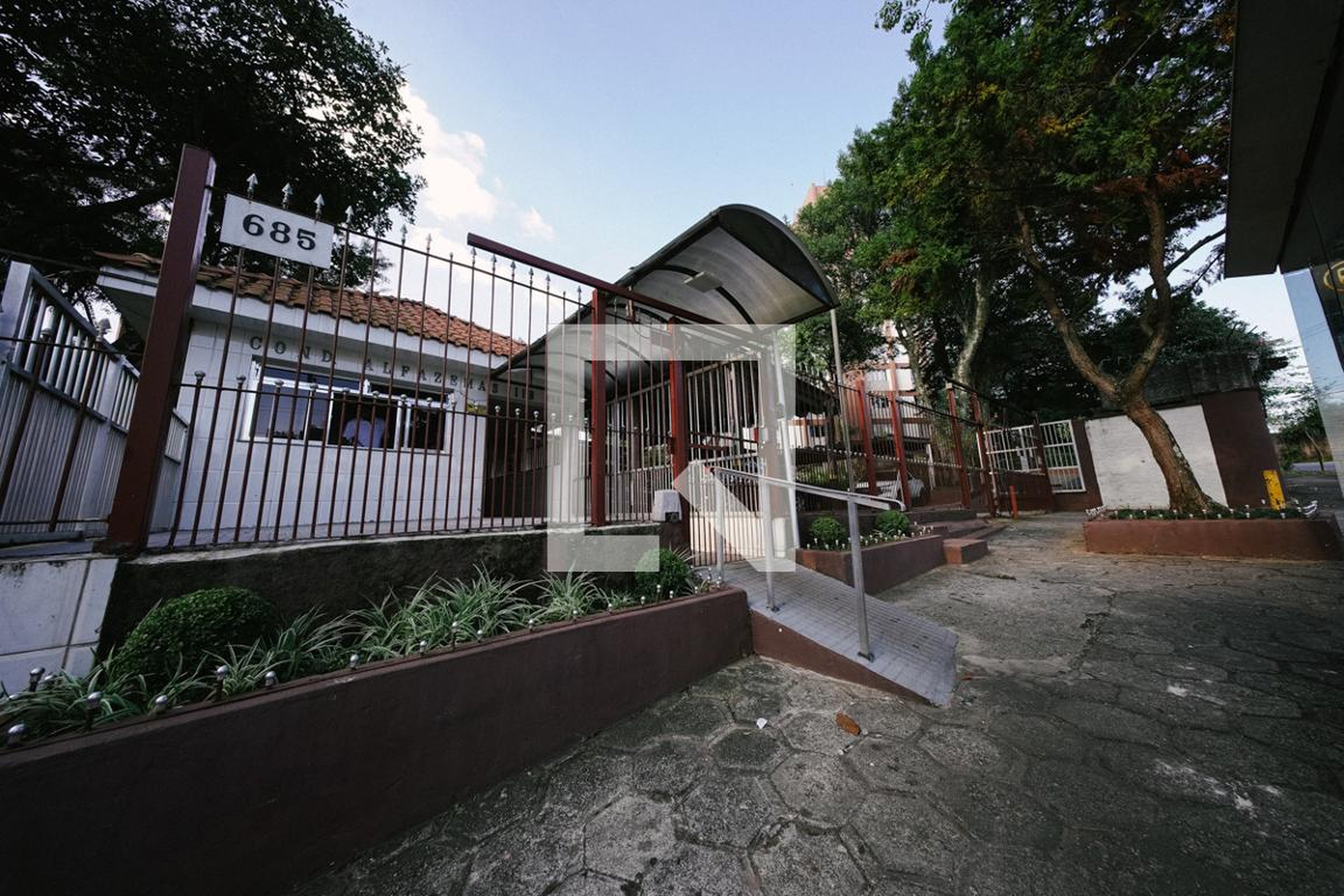 Fachada Condomínio Alfazemas 2