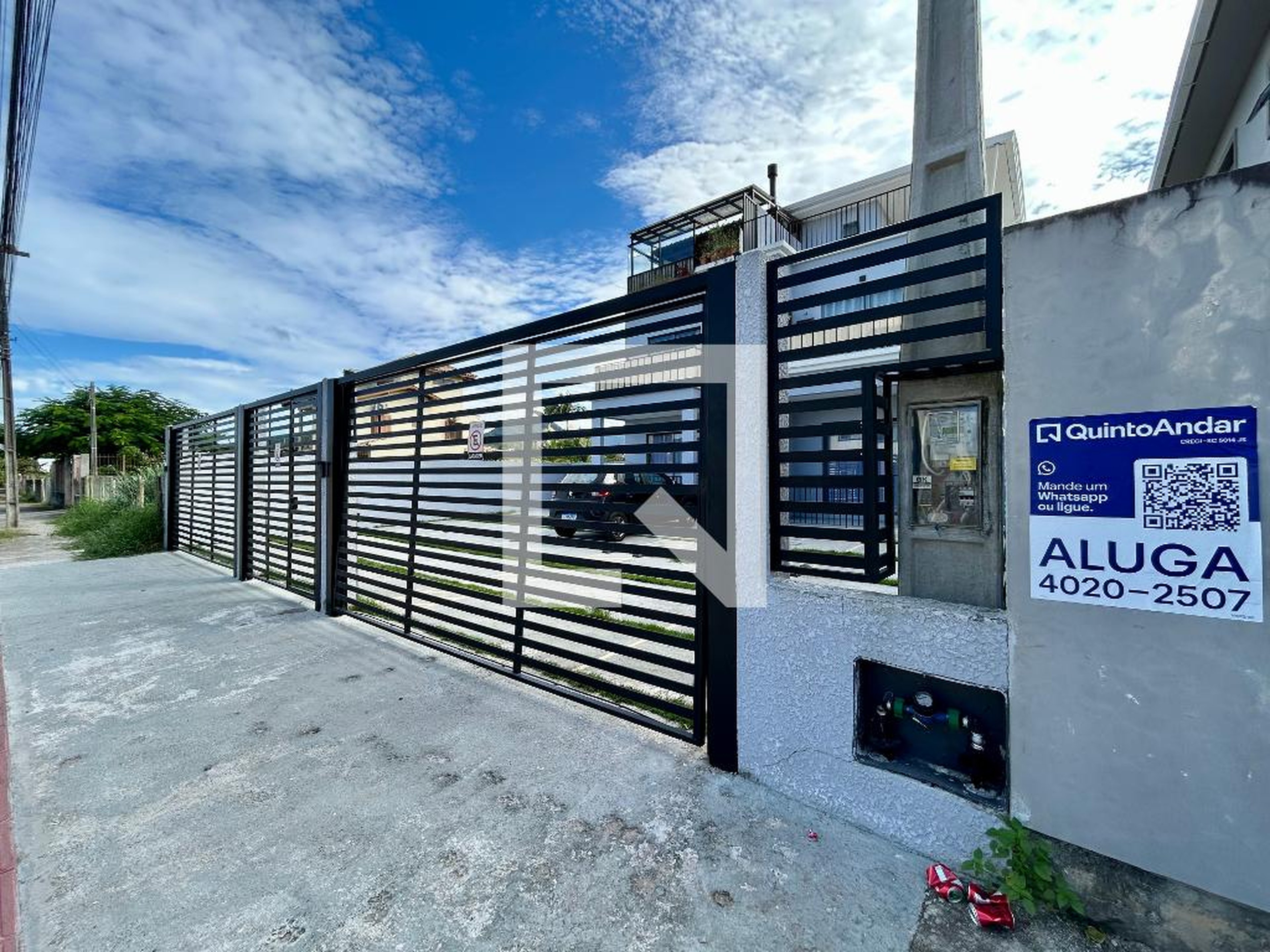 Fachada Condomínio em Servidão Dona Vitórina Lopes, 940