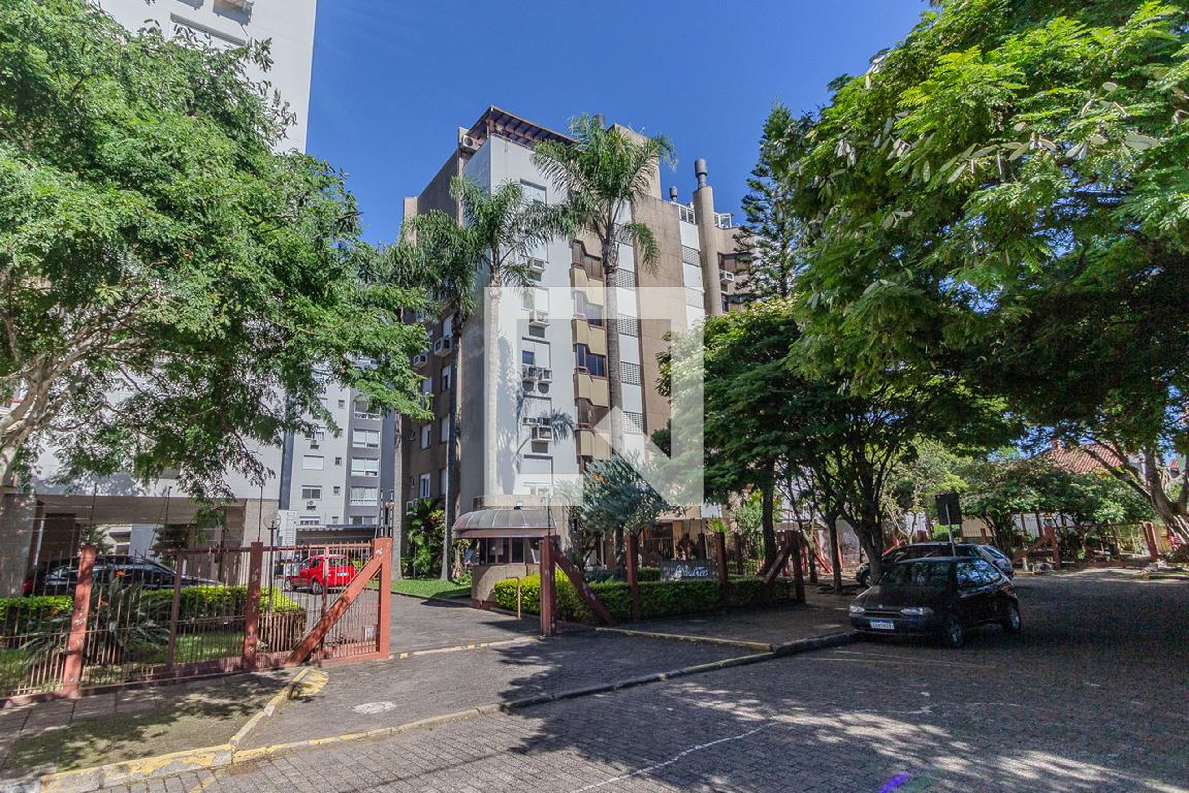 Fachada Condomínio em Rua Eurípedes Monteiro Duarte, 30