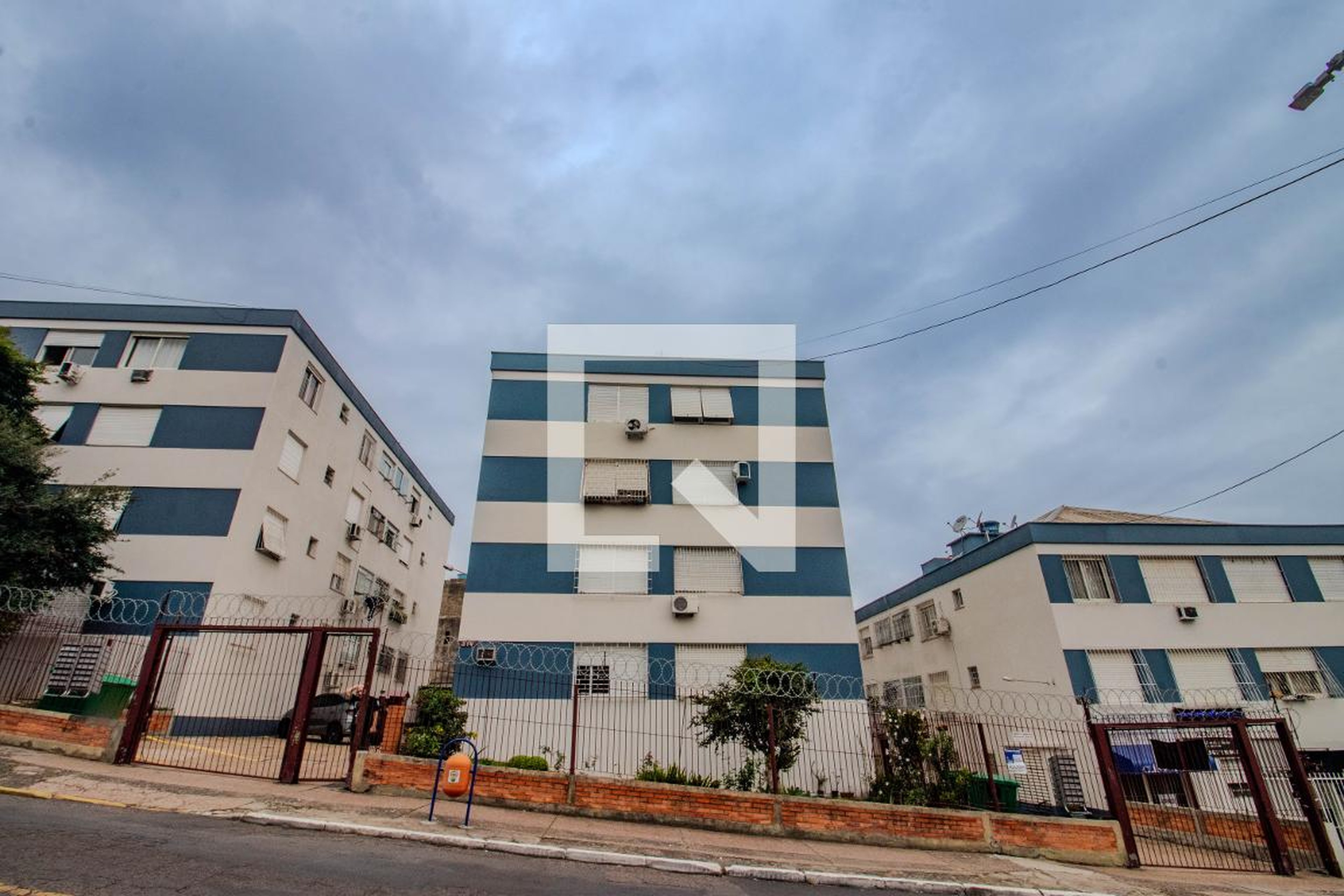 Fachada Condomínio em Rua Doutor Vargas Neto, 230