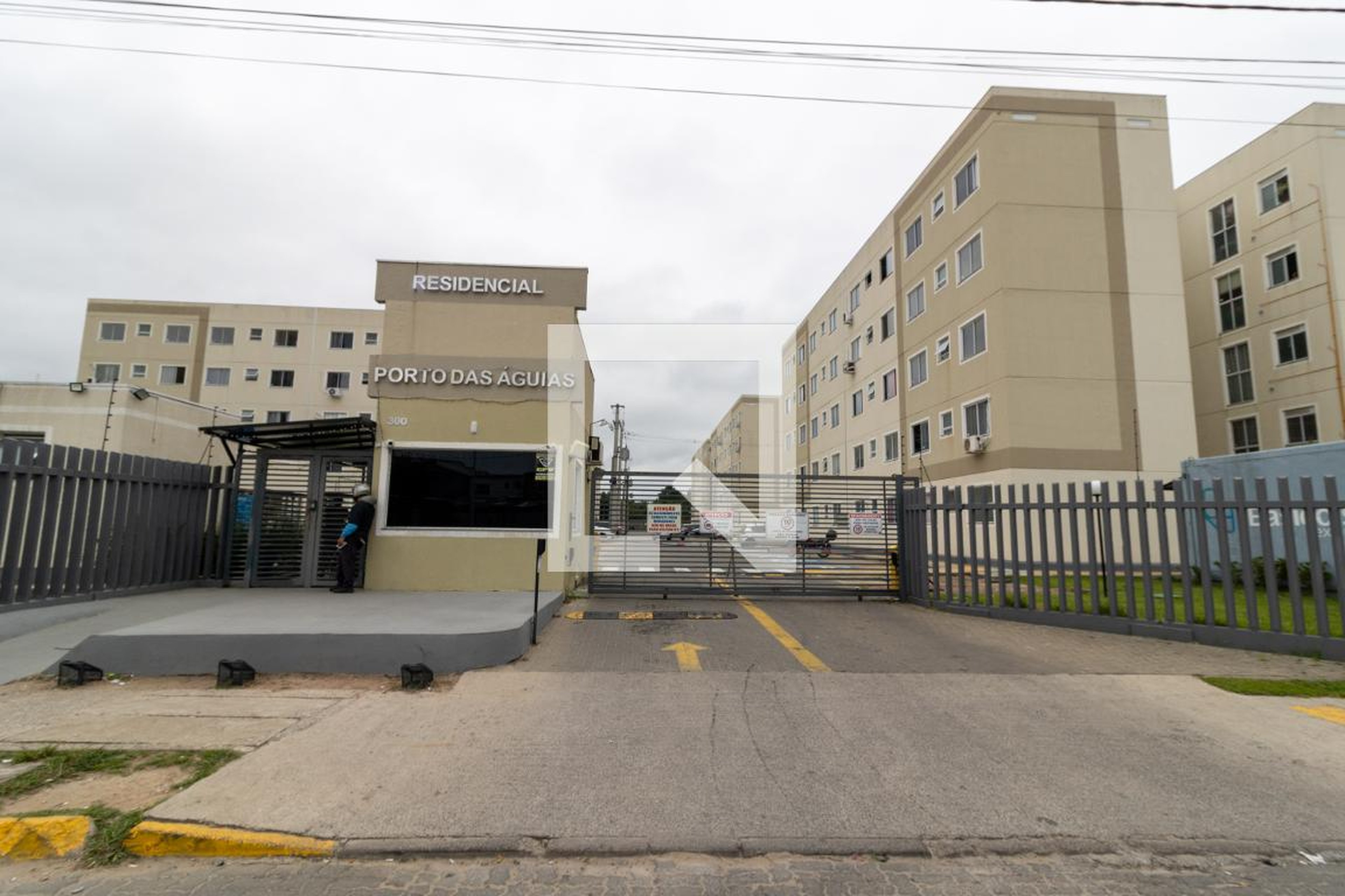 Fachada Condomínio Porto da Águias