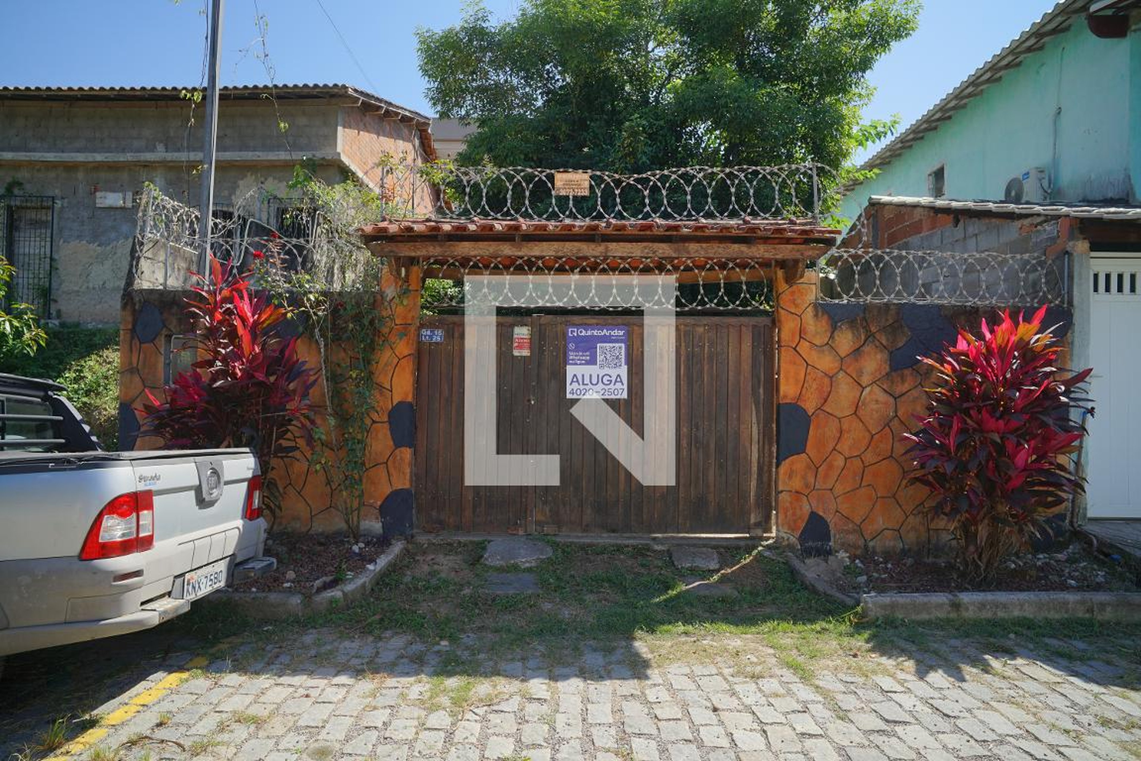 Fachada Residencial Alferes Tiradentes