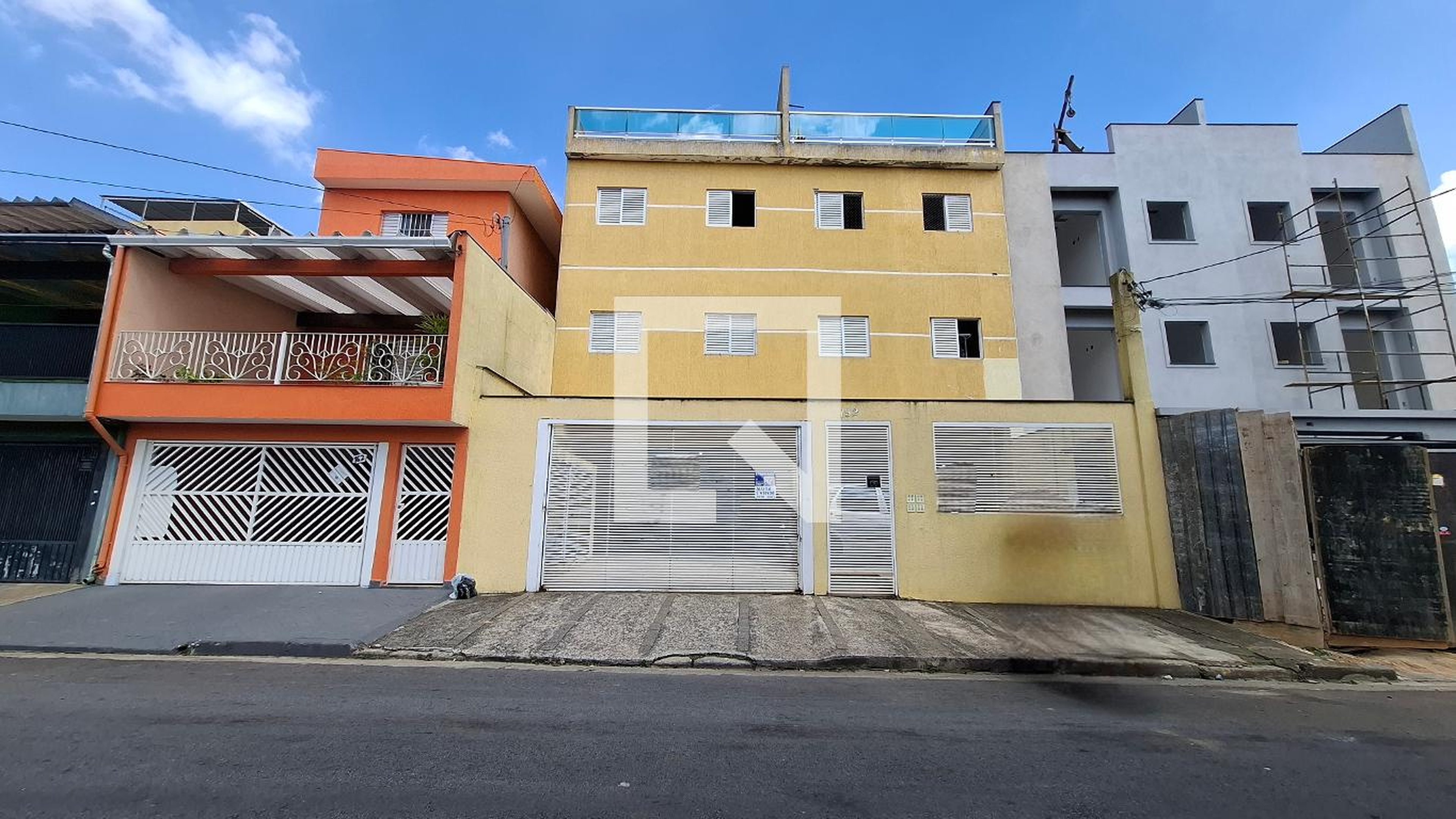 Fachada Condomínio em Rua Sergipe, 152