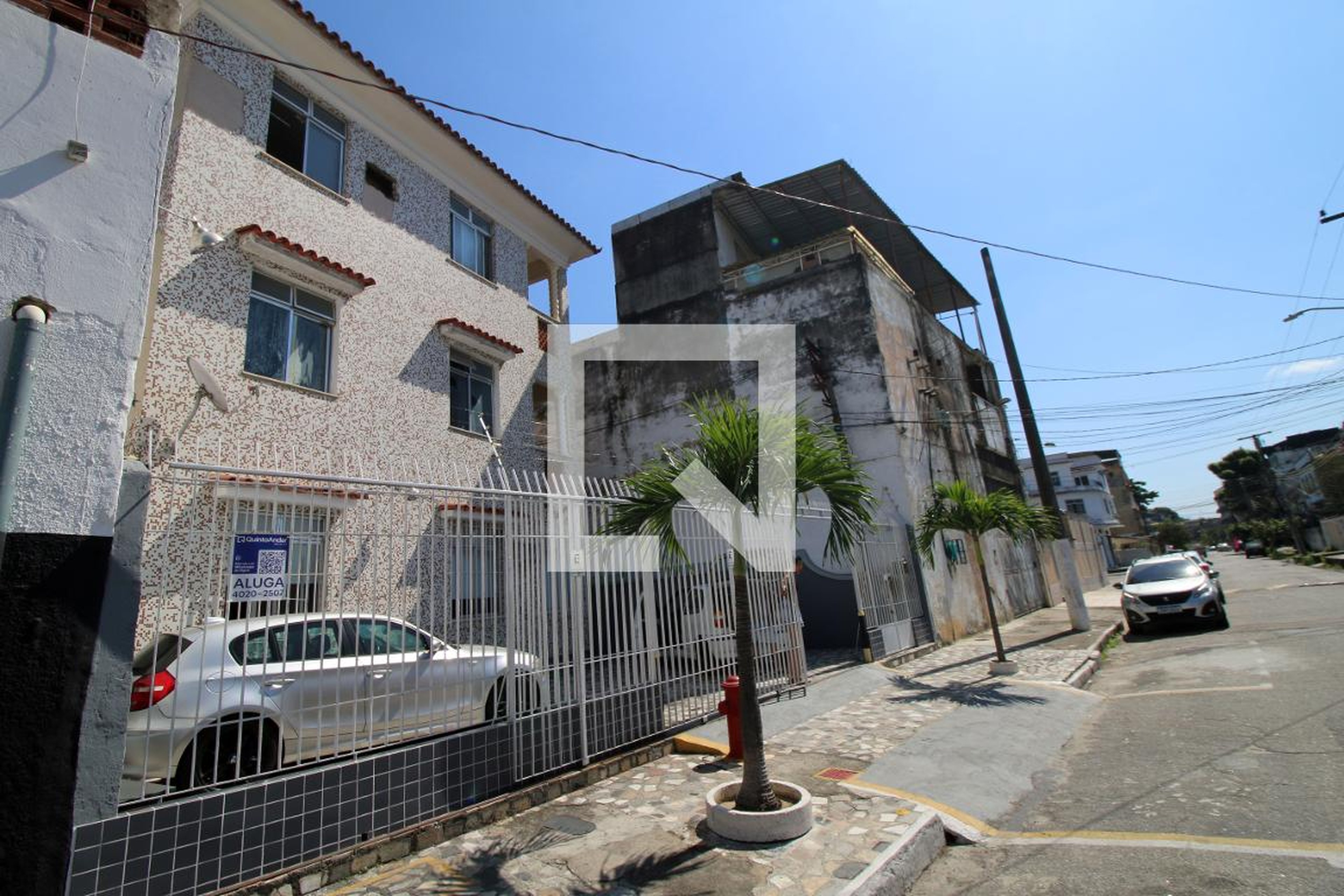Fachada do Prédio Condomínio em Rua Rio Preto, 128