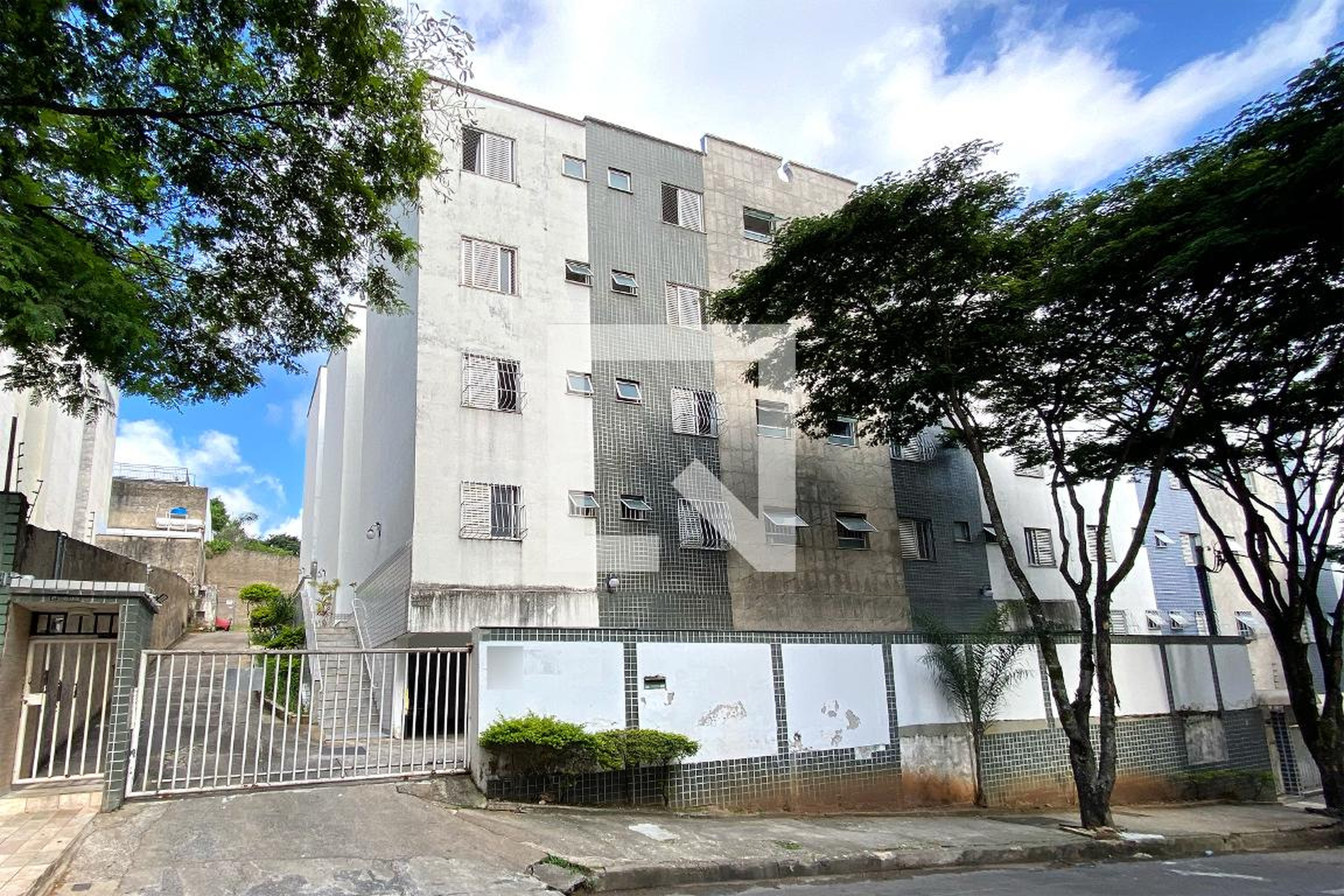 Fachada Residencial Irlanda