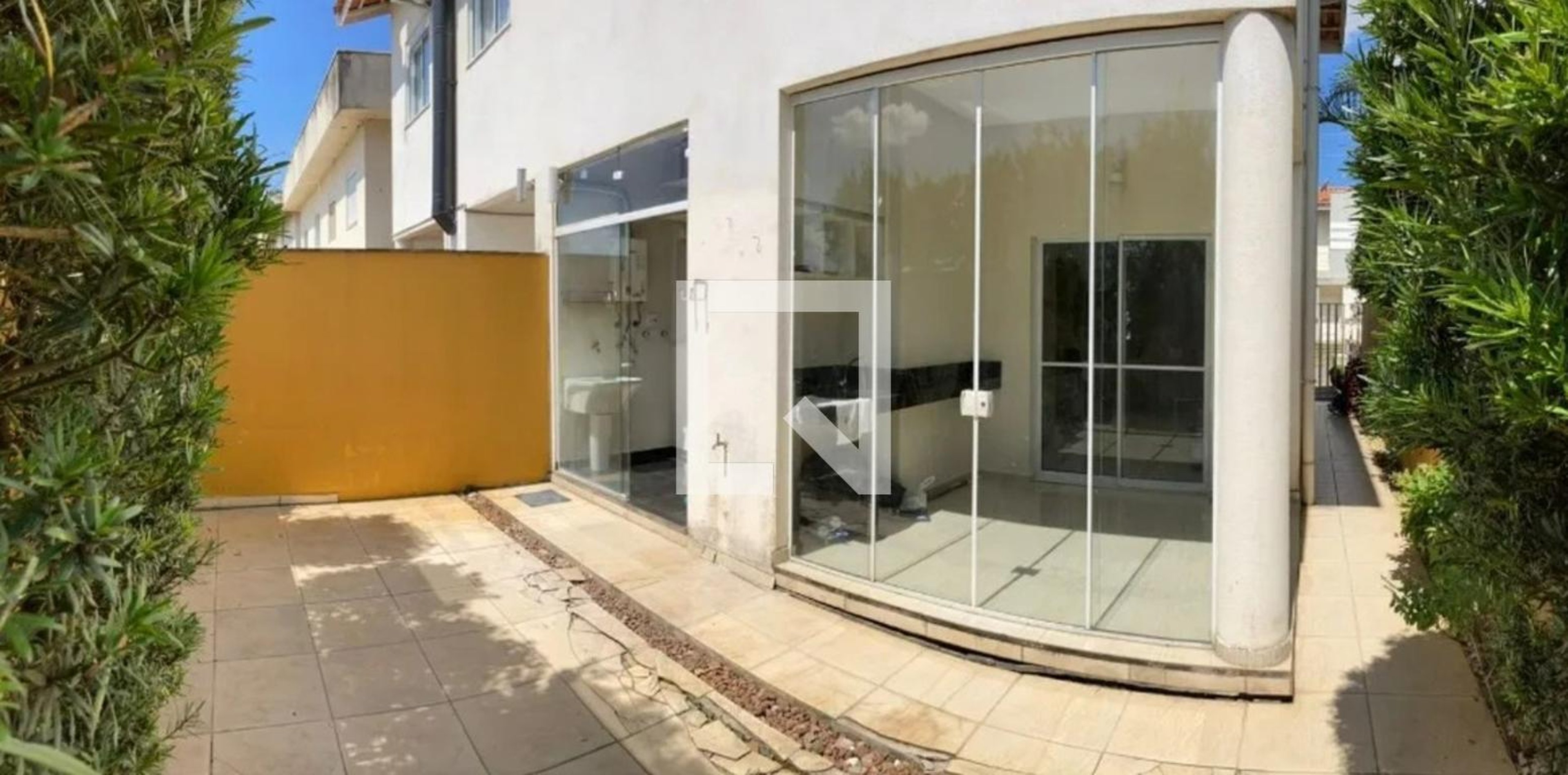 Área externa - Vila da Granja 3