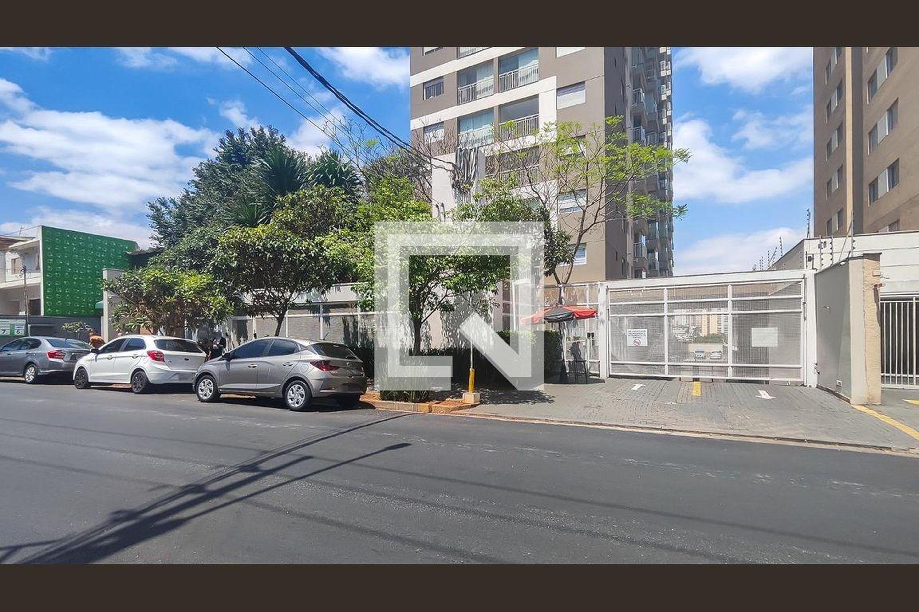 Fachada Condomínio Hi Guacá