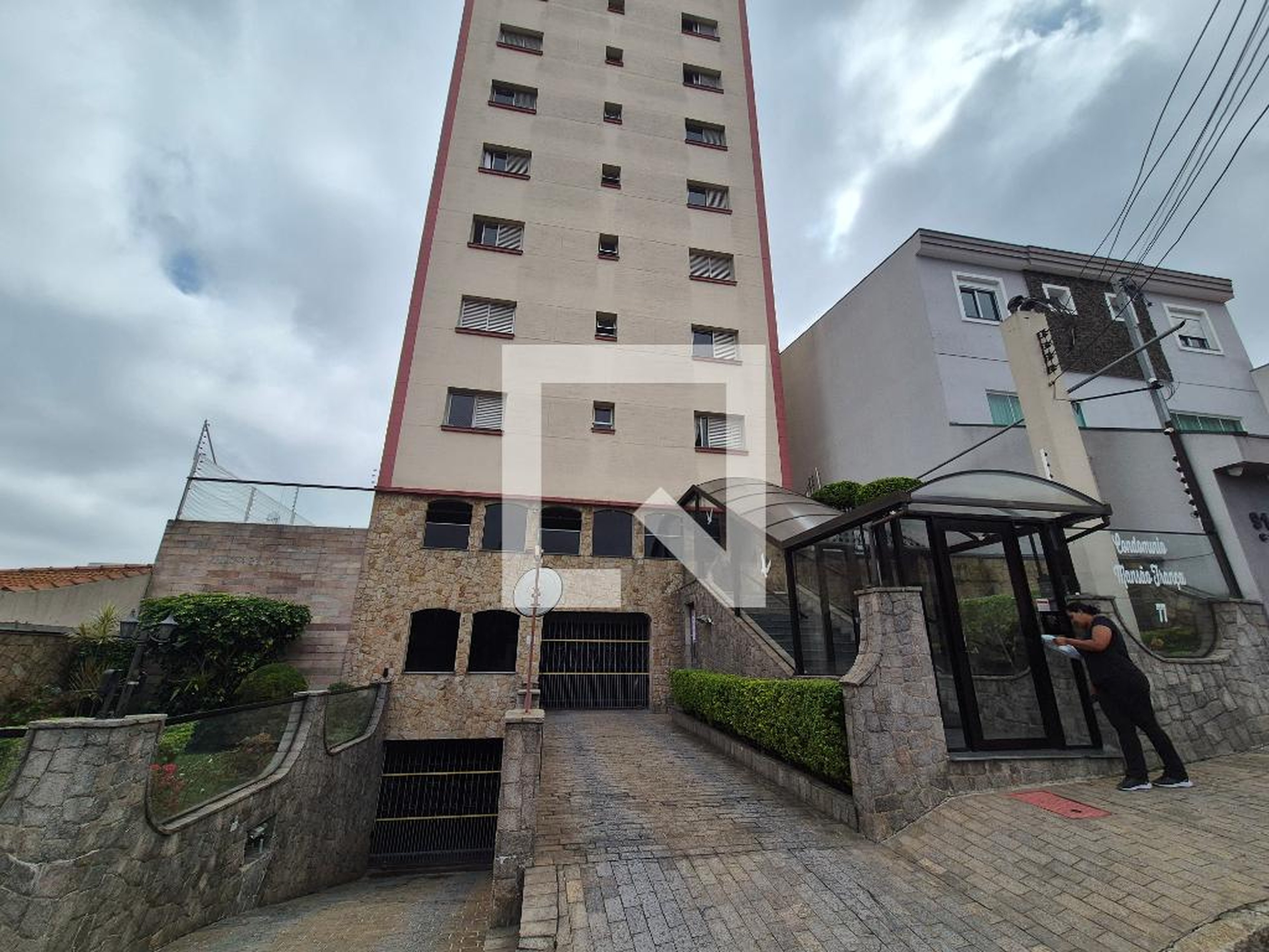 Fachada Condomínio Mansão França
