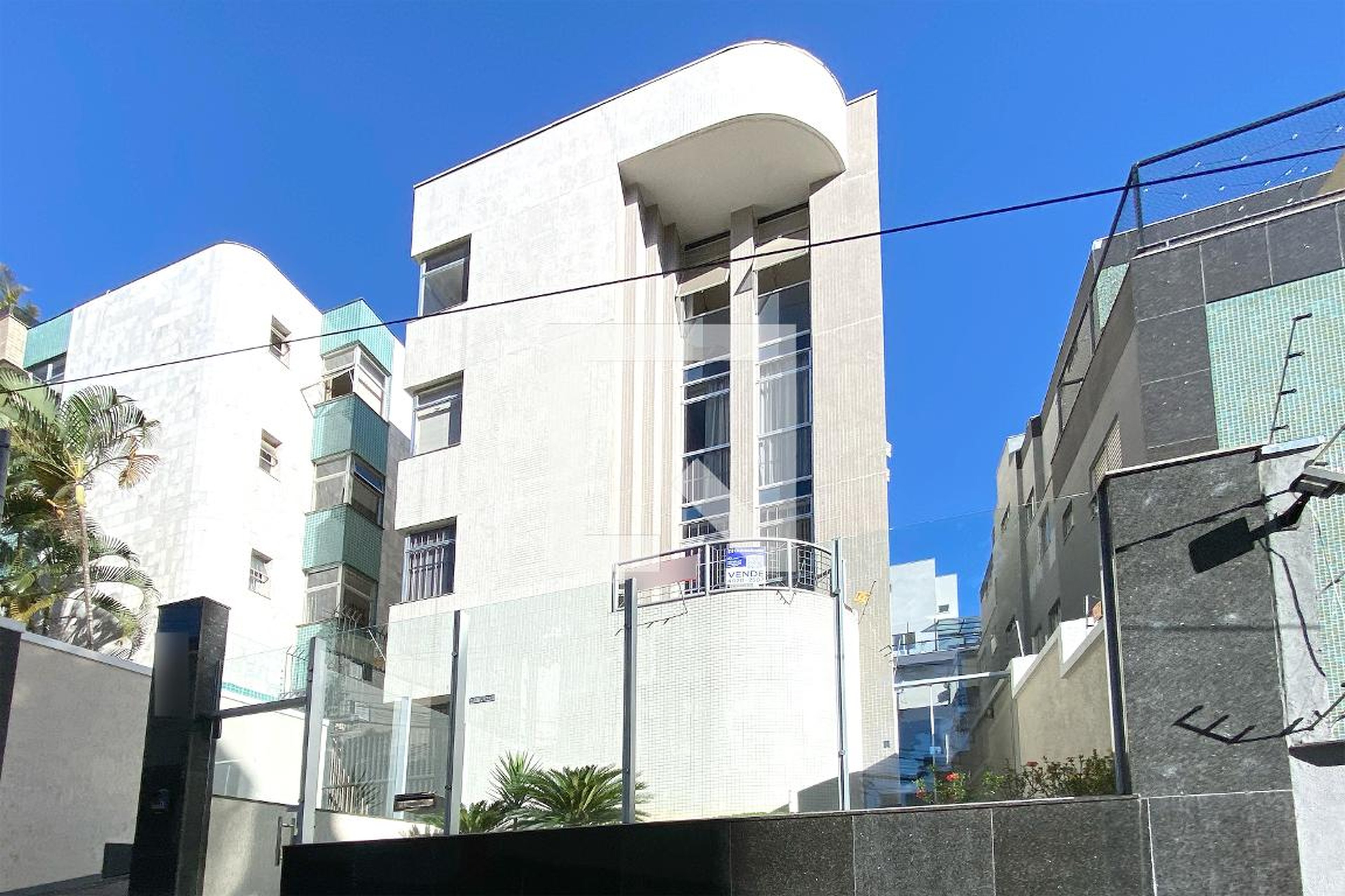 Fachada Condomínio em Rua Marabá, 359