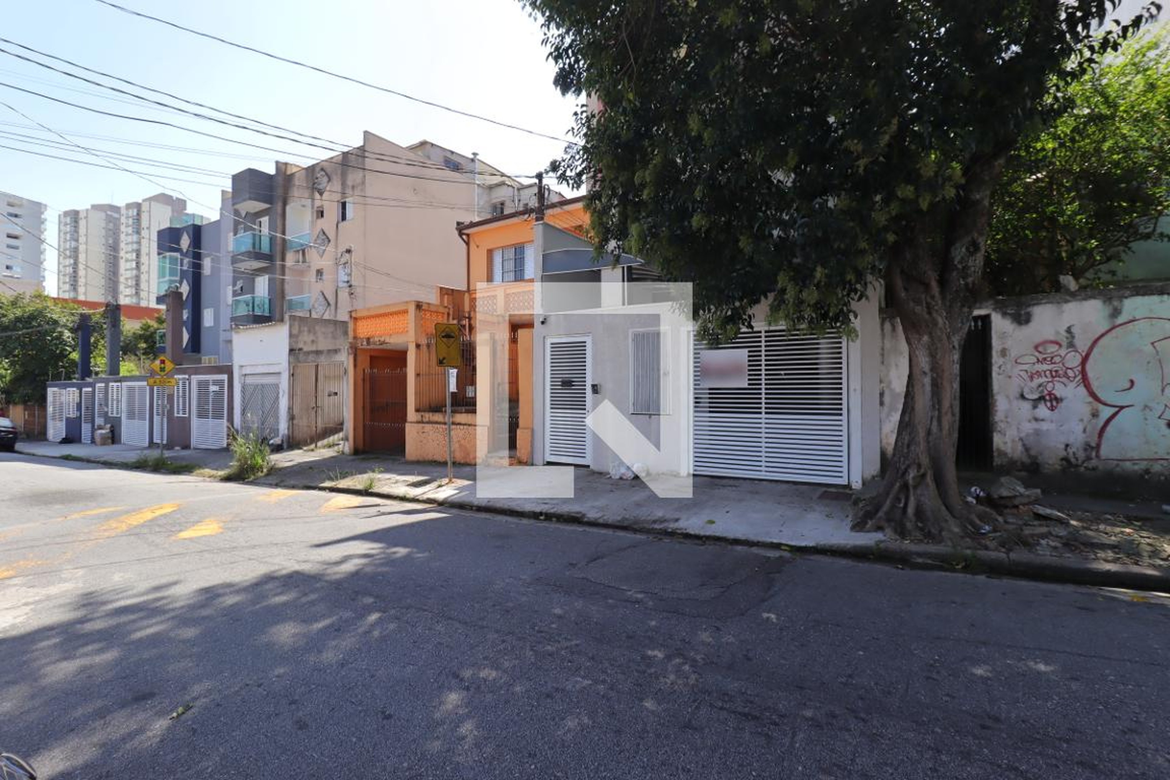 Fachada Condomínio em Rua Uruguai, 310
