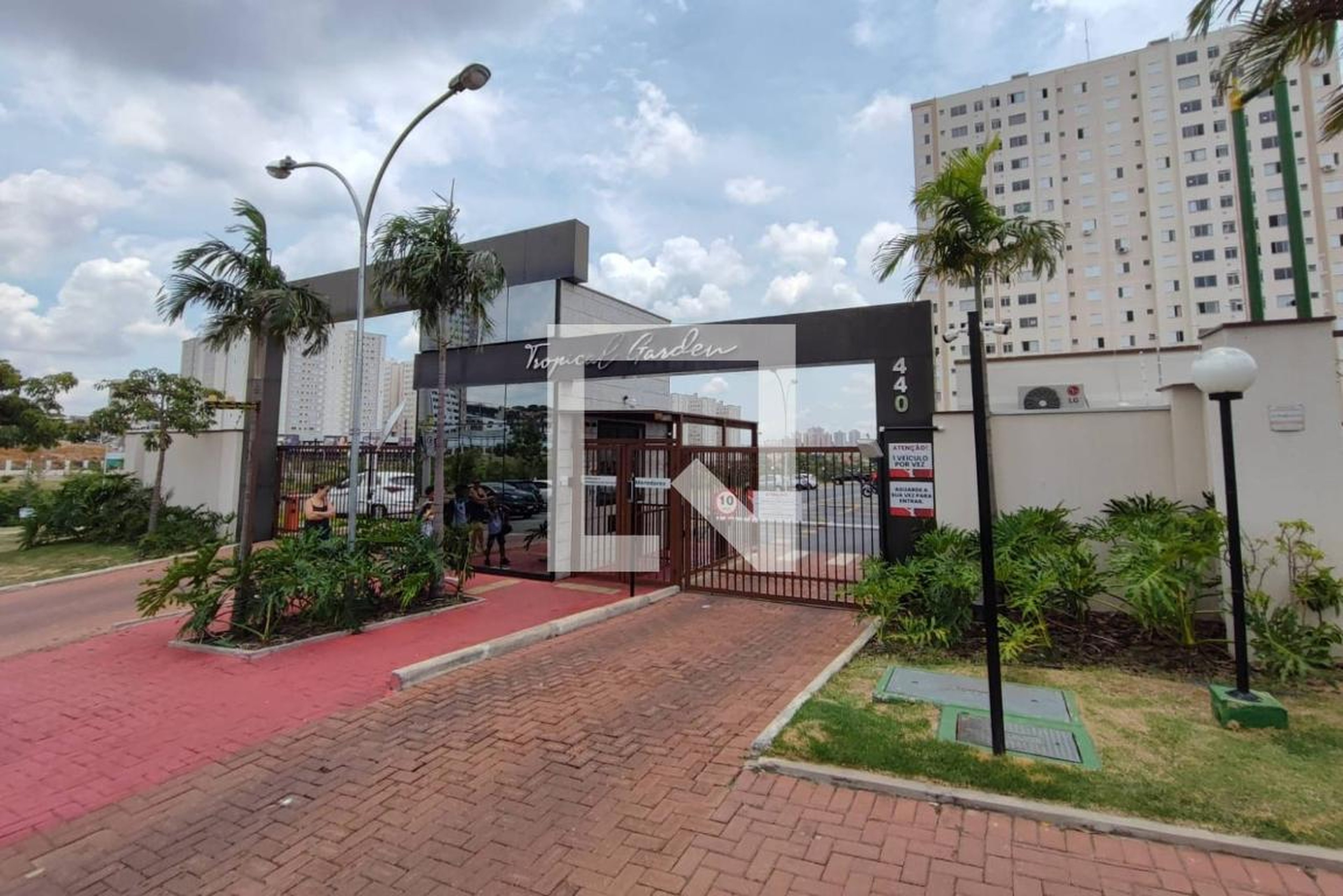 Fachada do Condomínio Residencial Tropical Garden