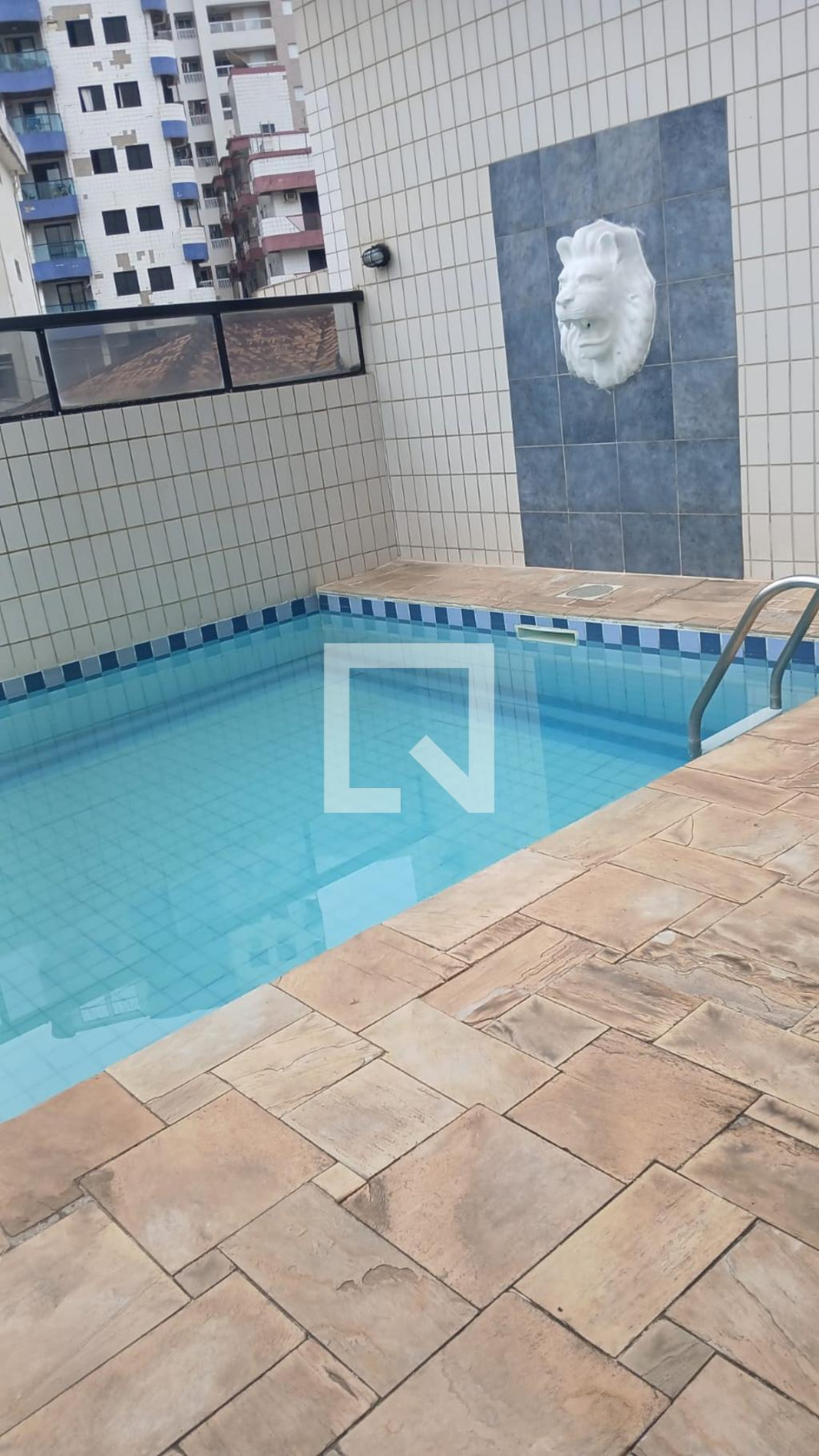 Piscina Condomínio em Rua Paula Ney, 235