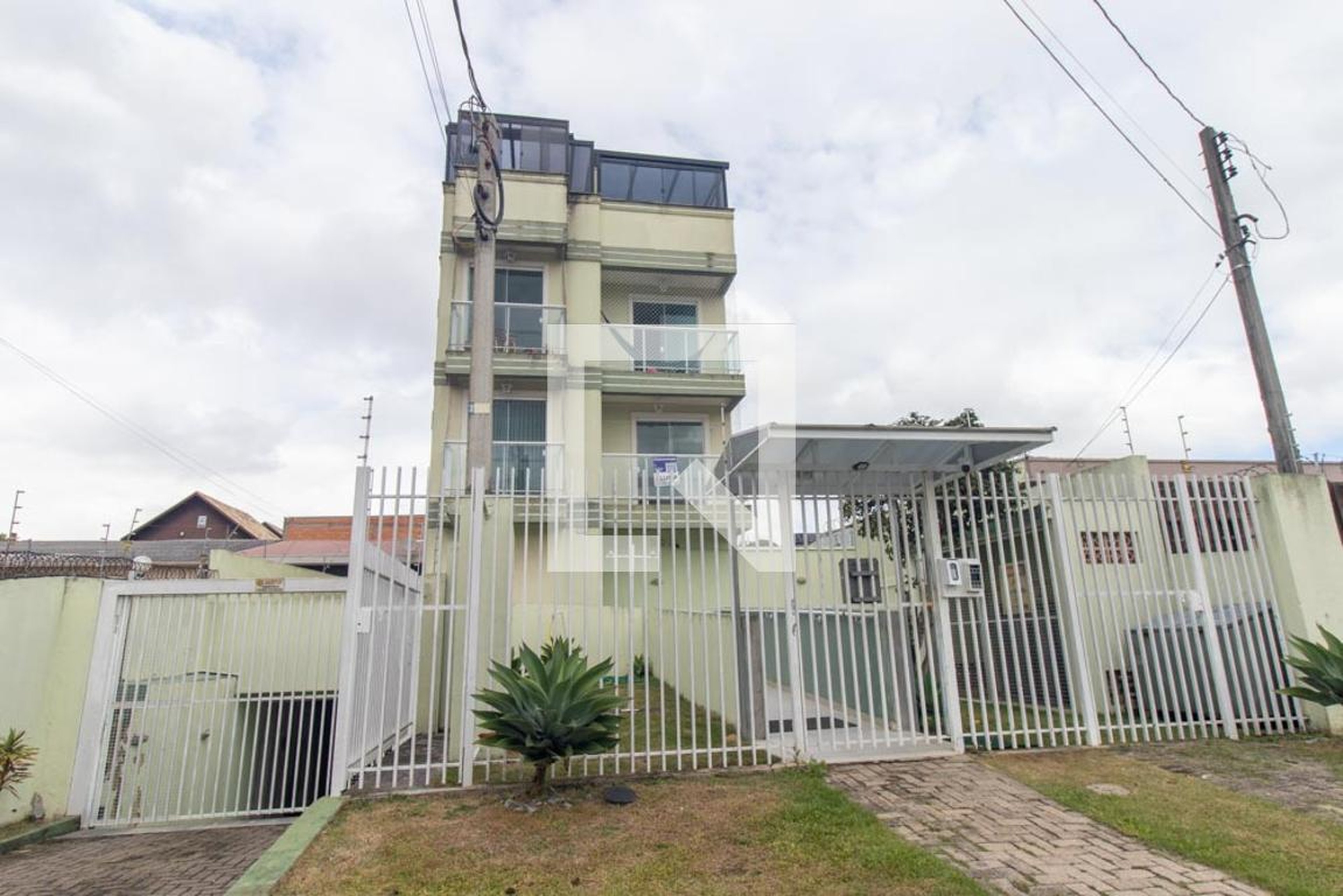 Fachada do Prédio Condomínio em Rua Paraíba, 2979