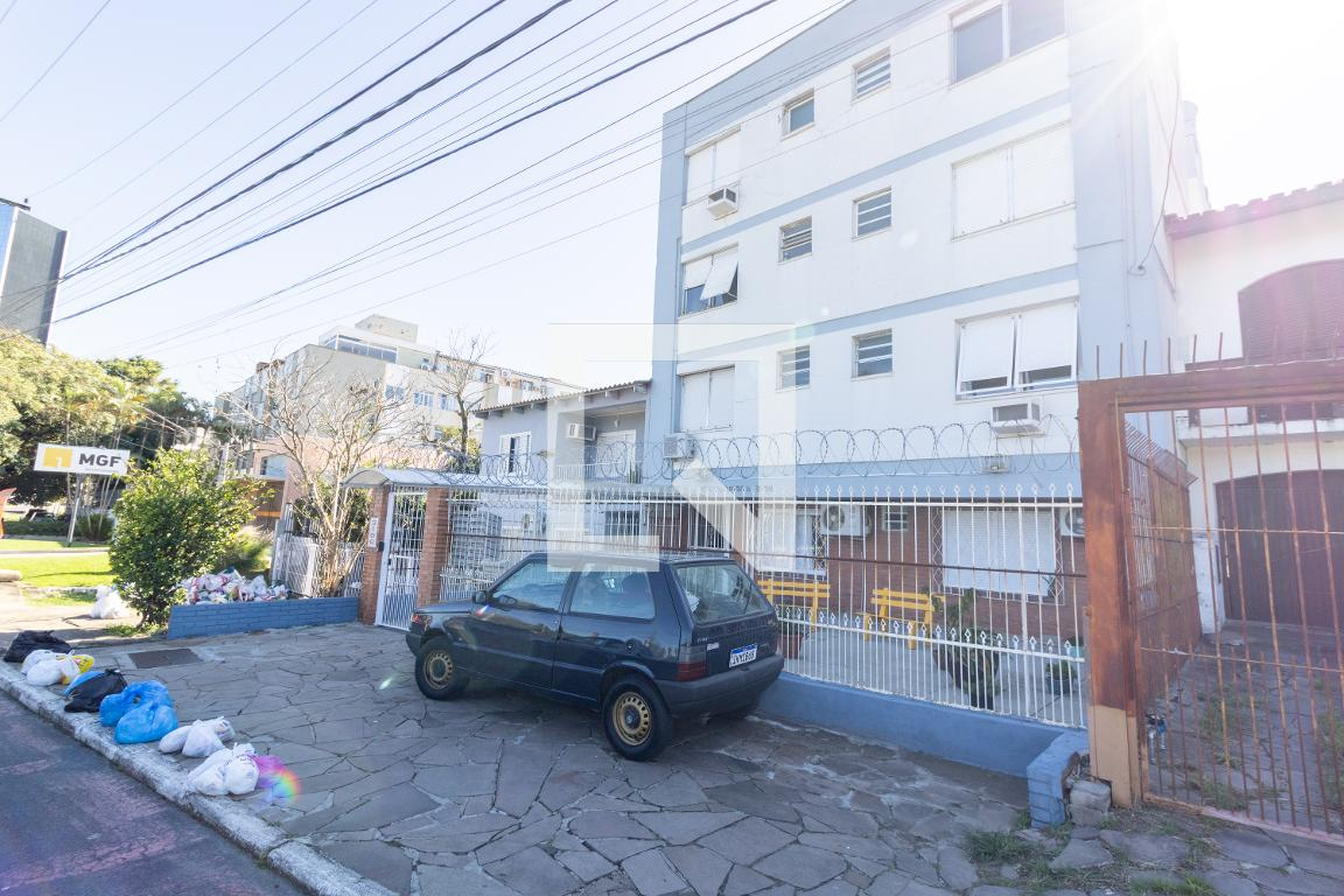 Fachada Condomínio em Avenida Padre Cacique, 3106