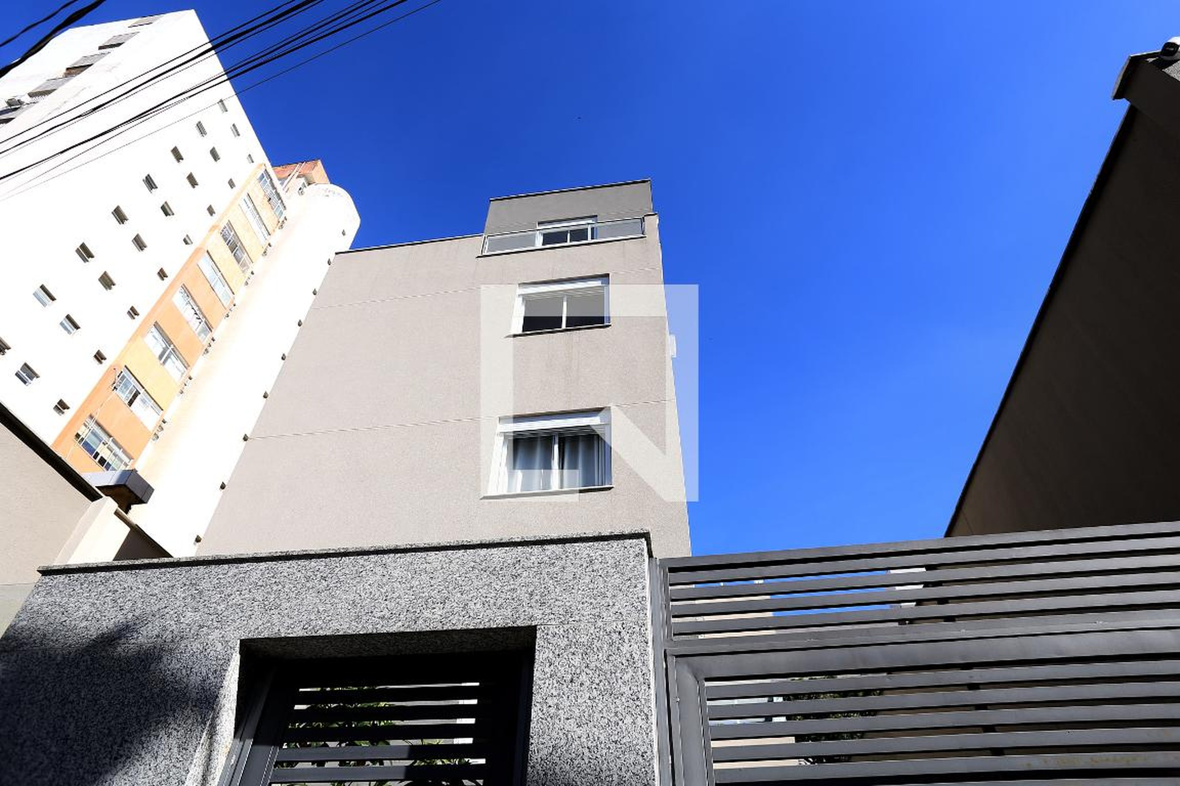 Fachada Condomínio Ed. Residencial Nice