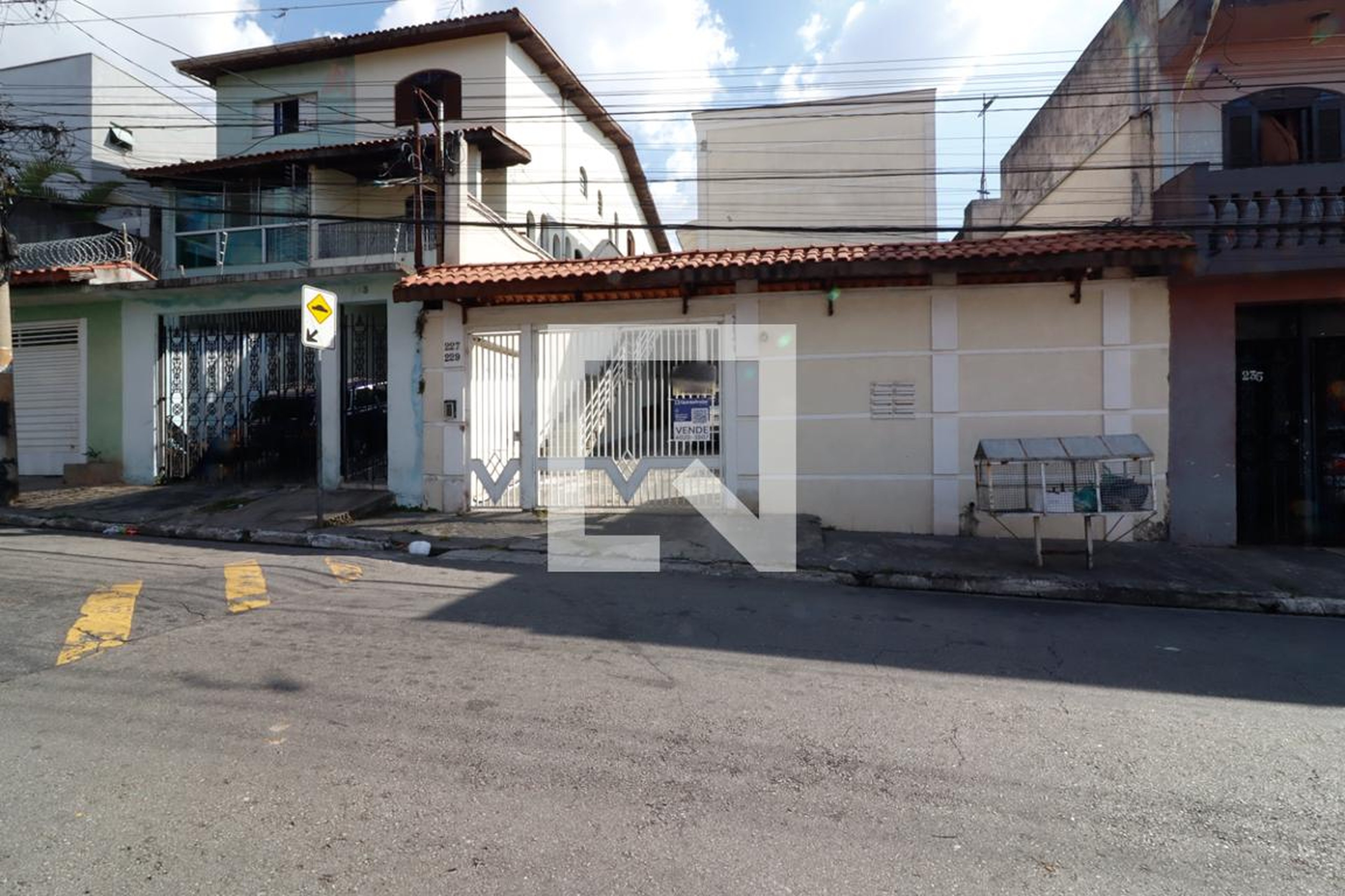Fachada Condomínio em Rua Valdemar Amarante, 229